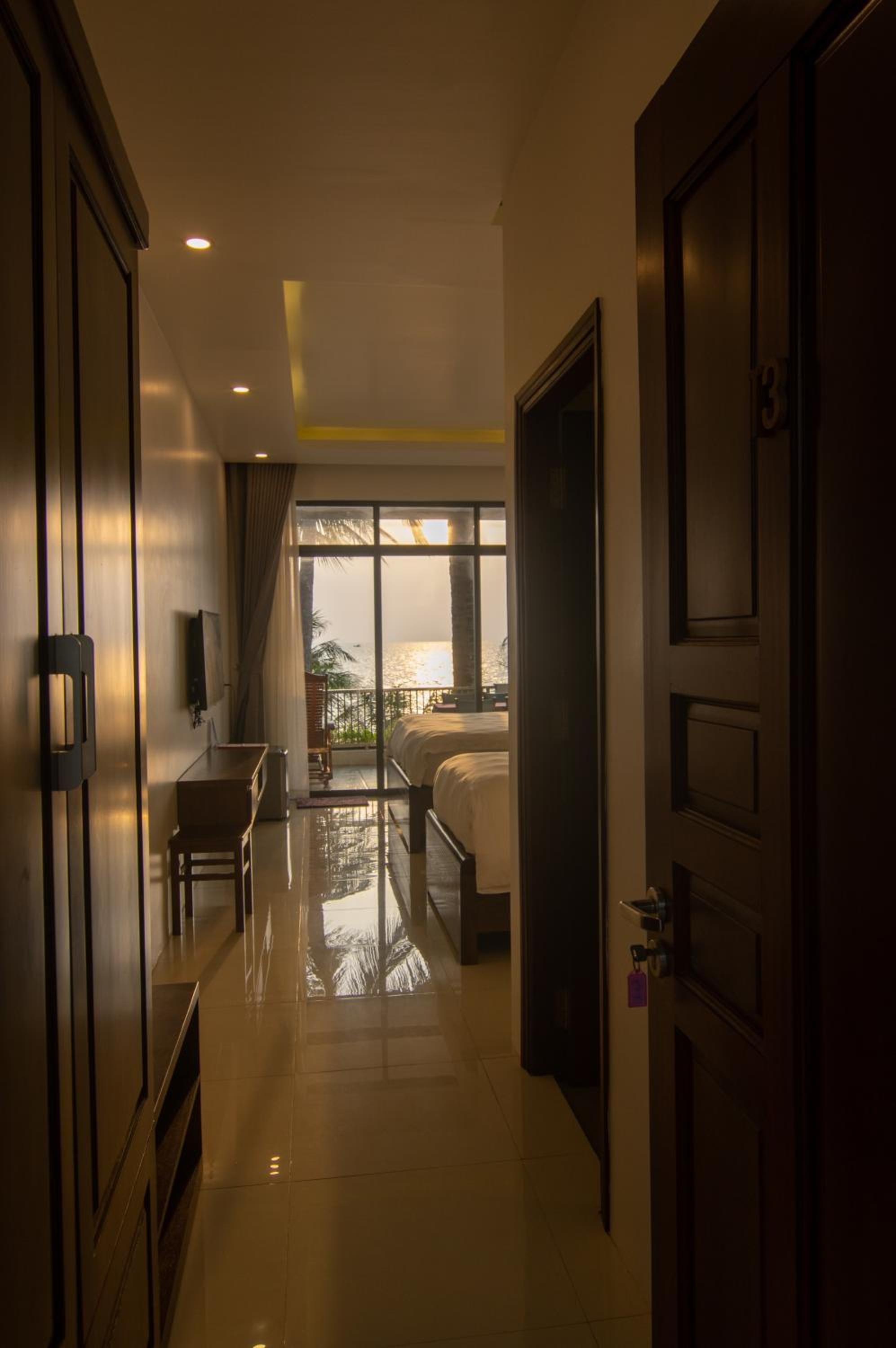 Deluxe Triple Room With Sea View