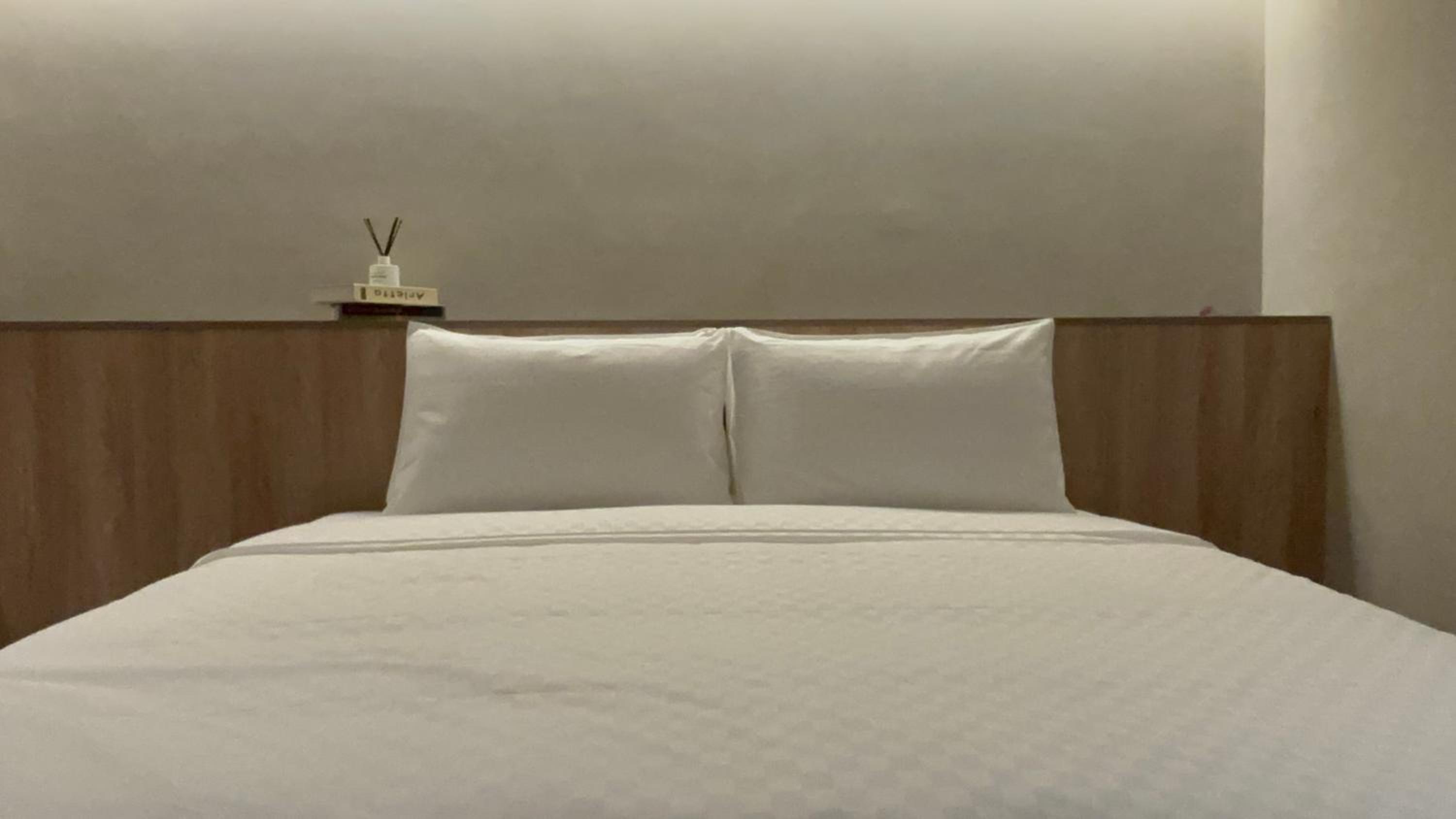 Deluxe Double Room with Bath photo 2