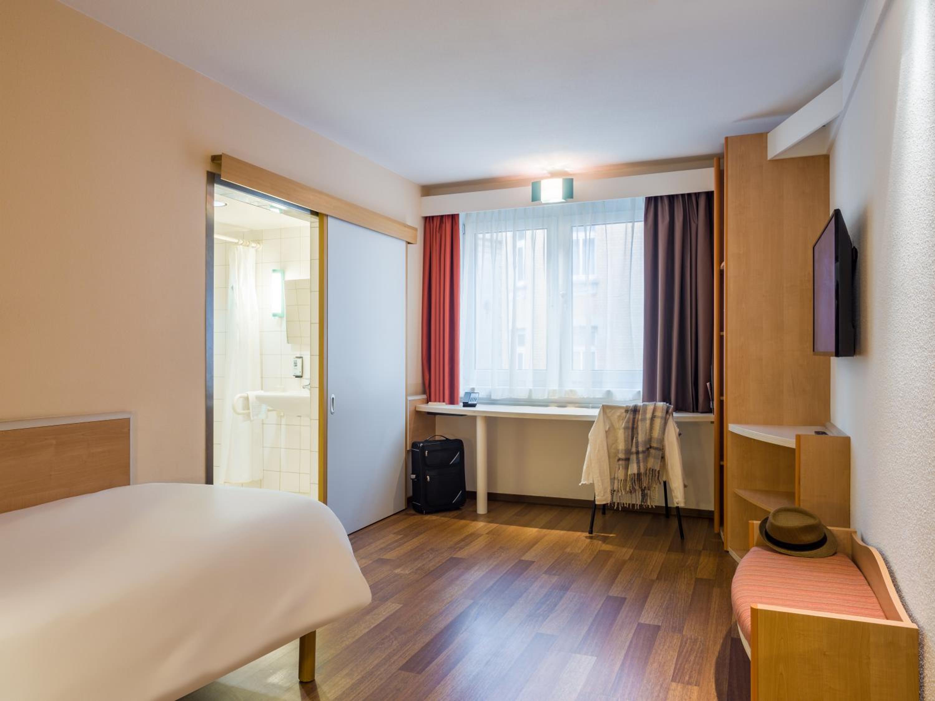 ibis Stuttgart Centrum - Photo 60