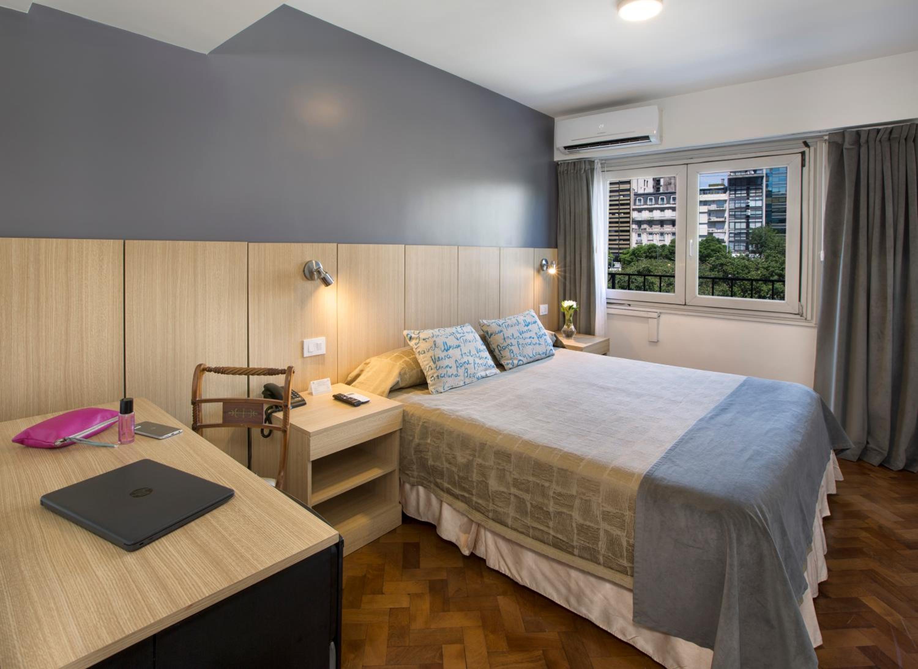 Standard Triple Room photo 3