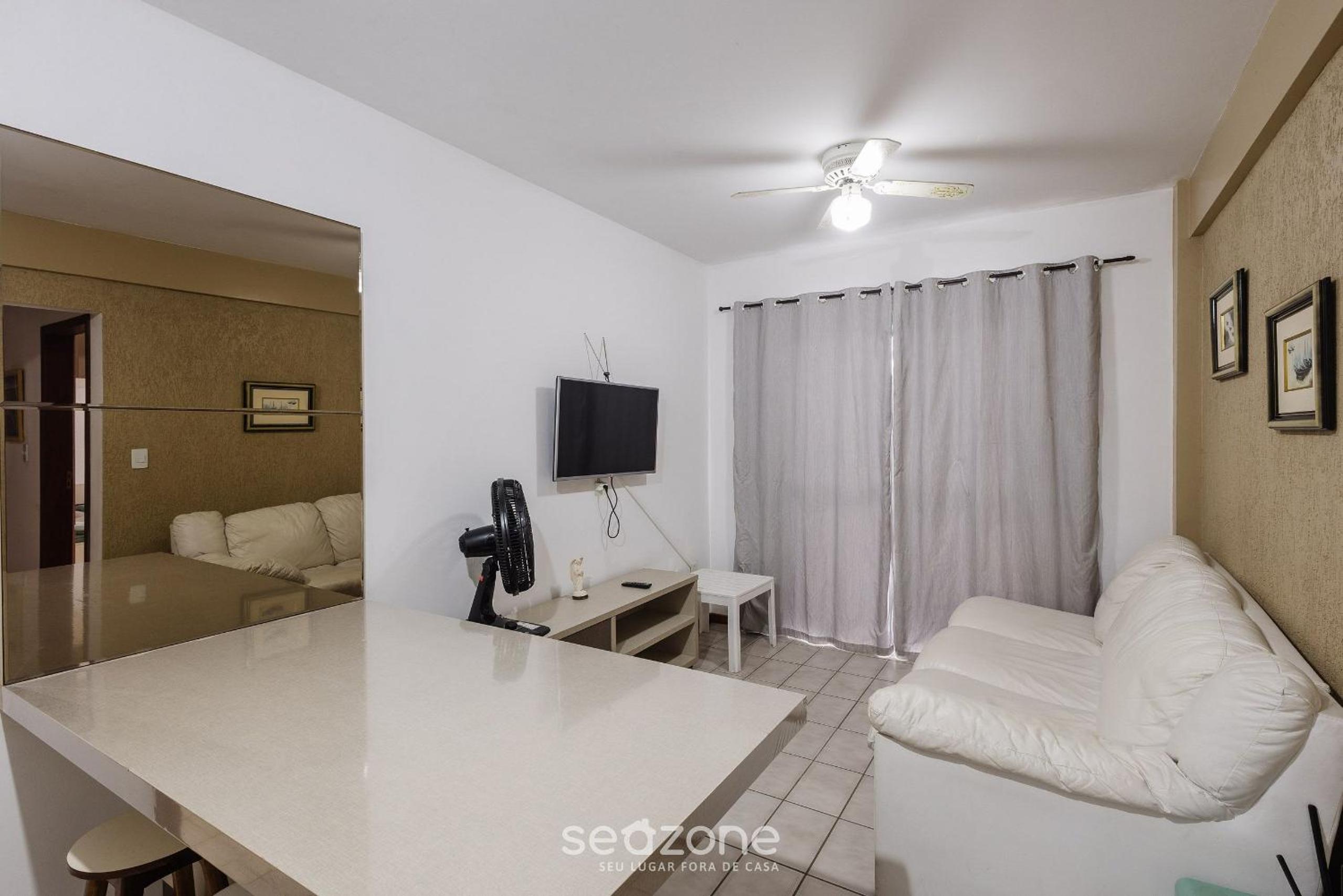 Apartment photo 3
