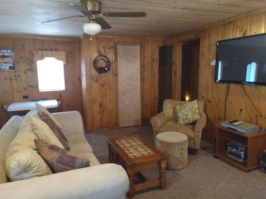 Three-Bedroom House photo 1