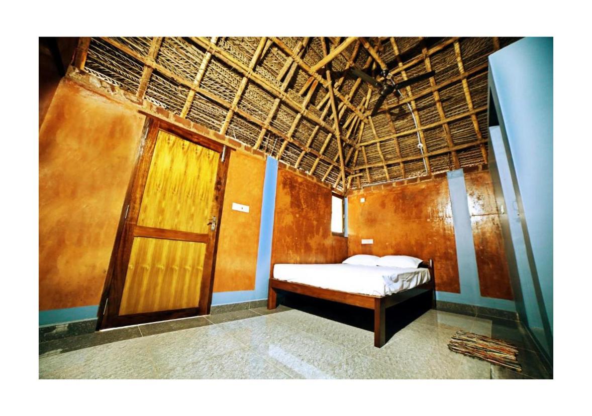 Double Room With Private Bathroom photo 1