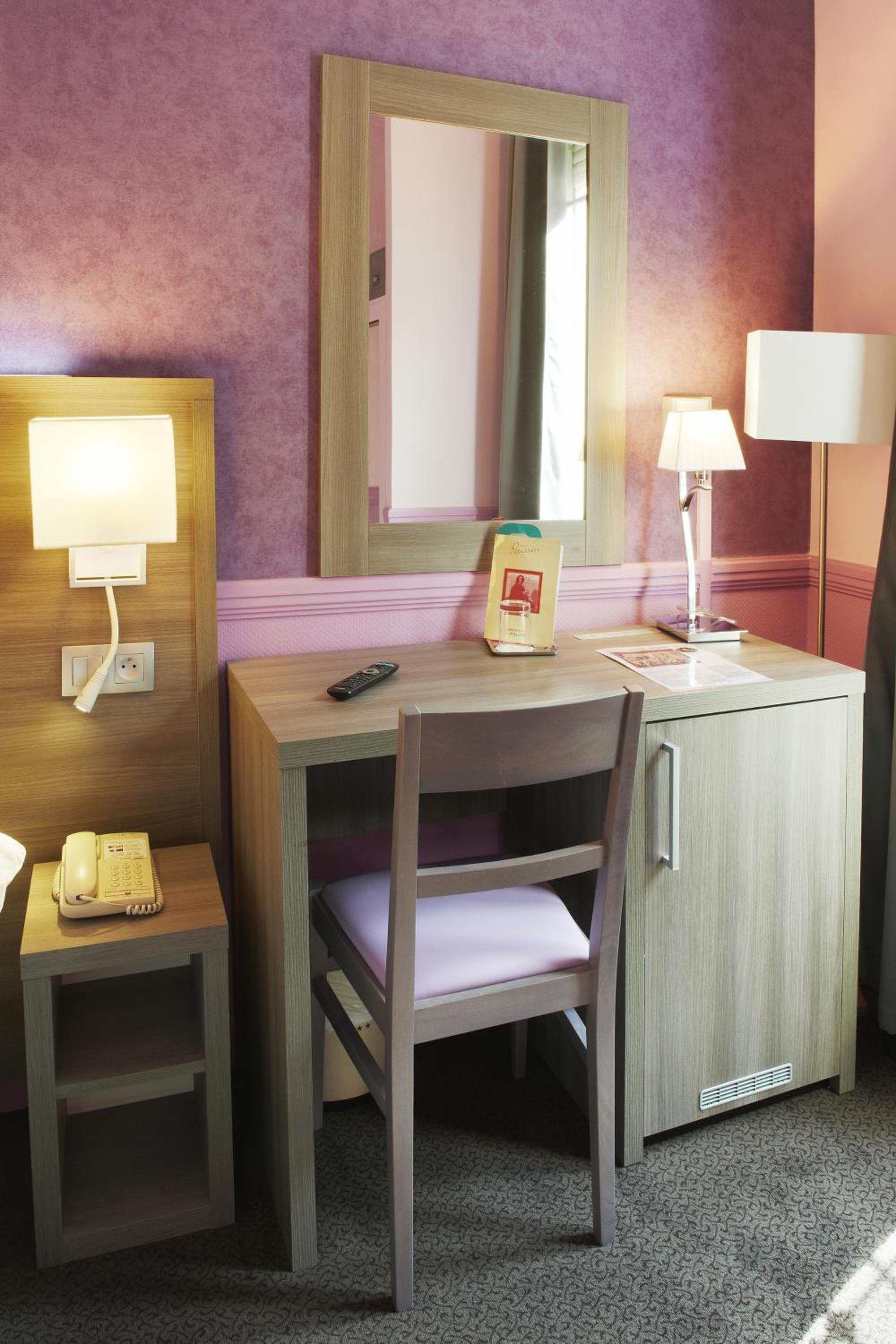 Single Room photo 3