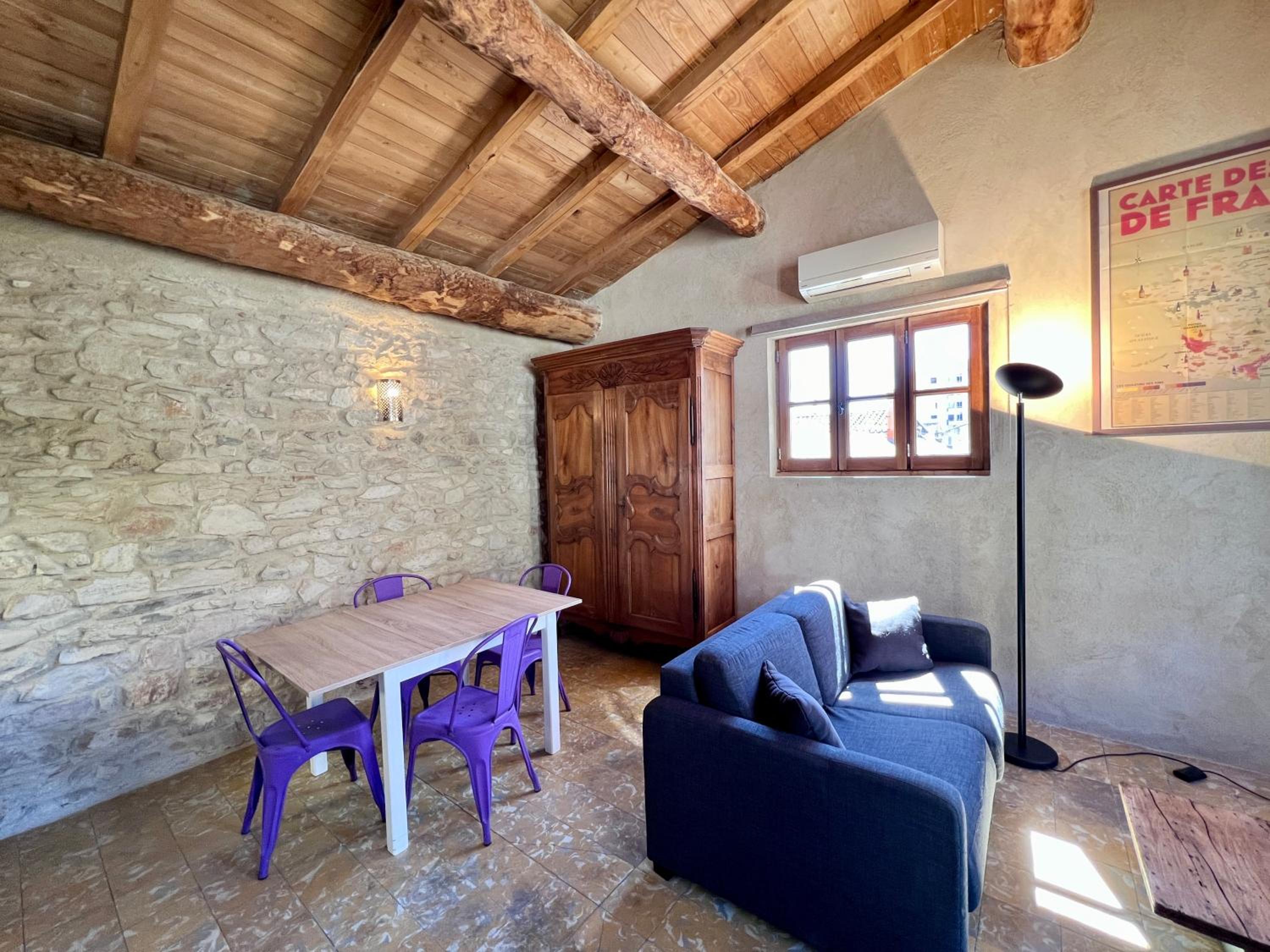 Studio - Split Level - Photo 8
