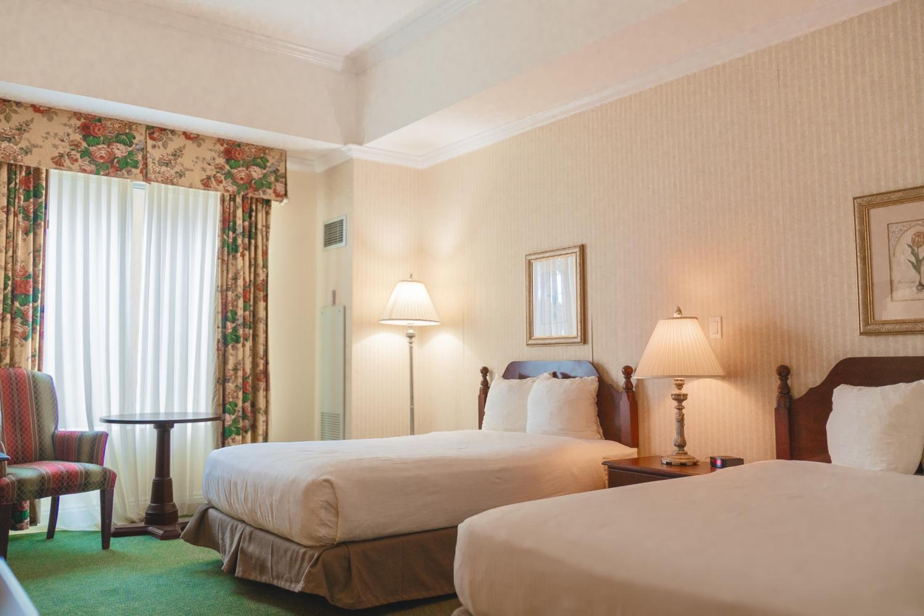 Standard Double Room with Two Double Beds - Photo 3