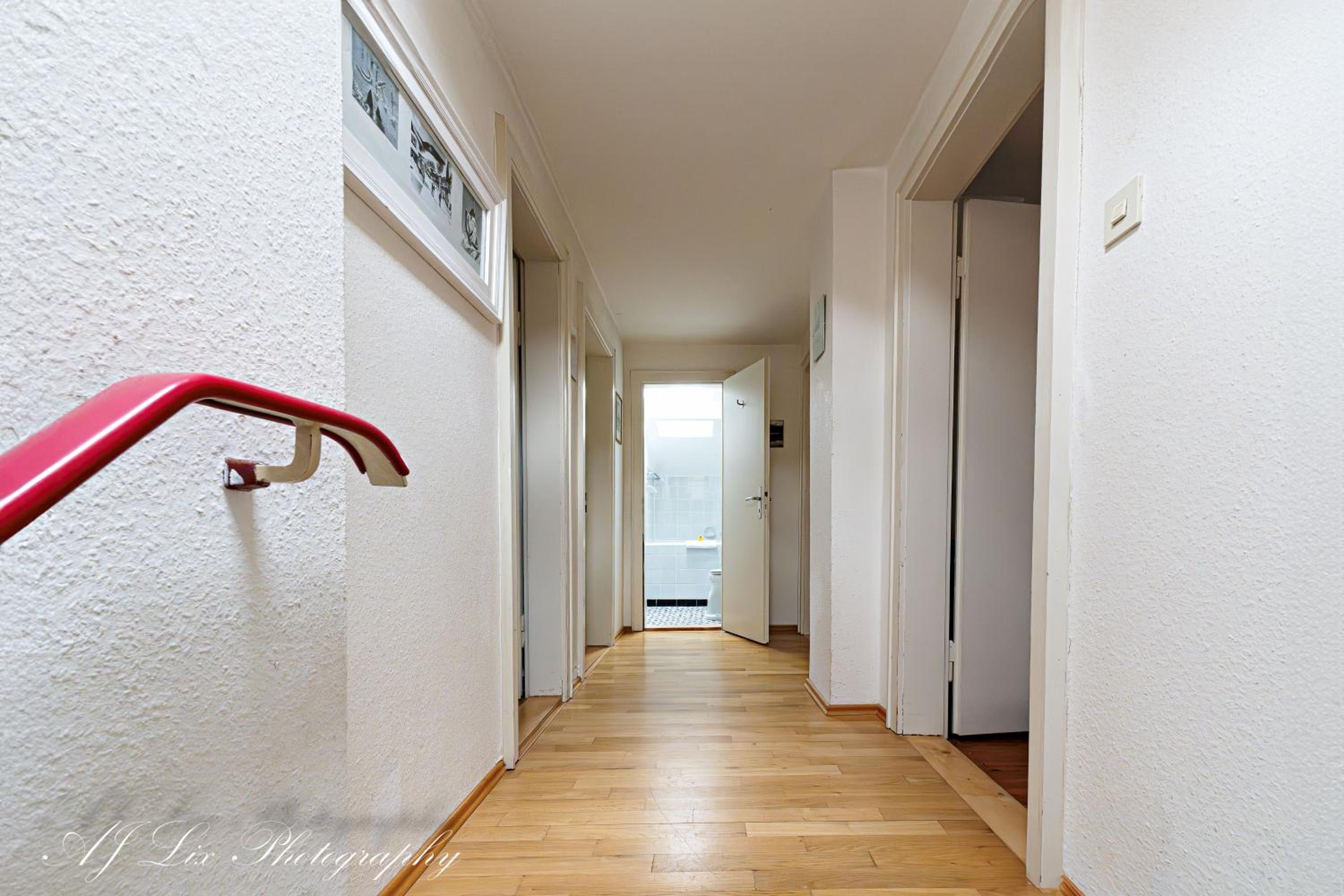 Two-Bedroom Apartment with Balcony photo 2