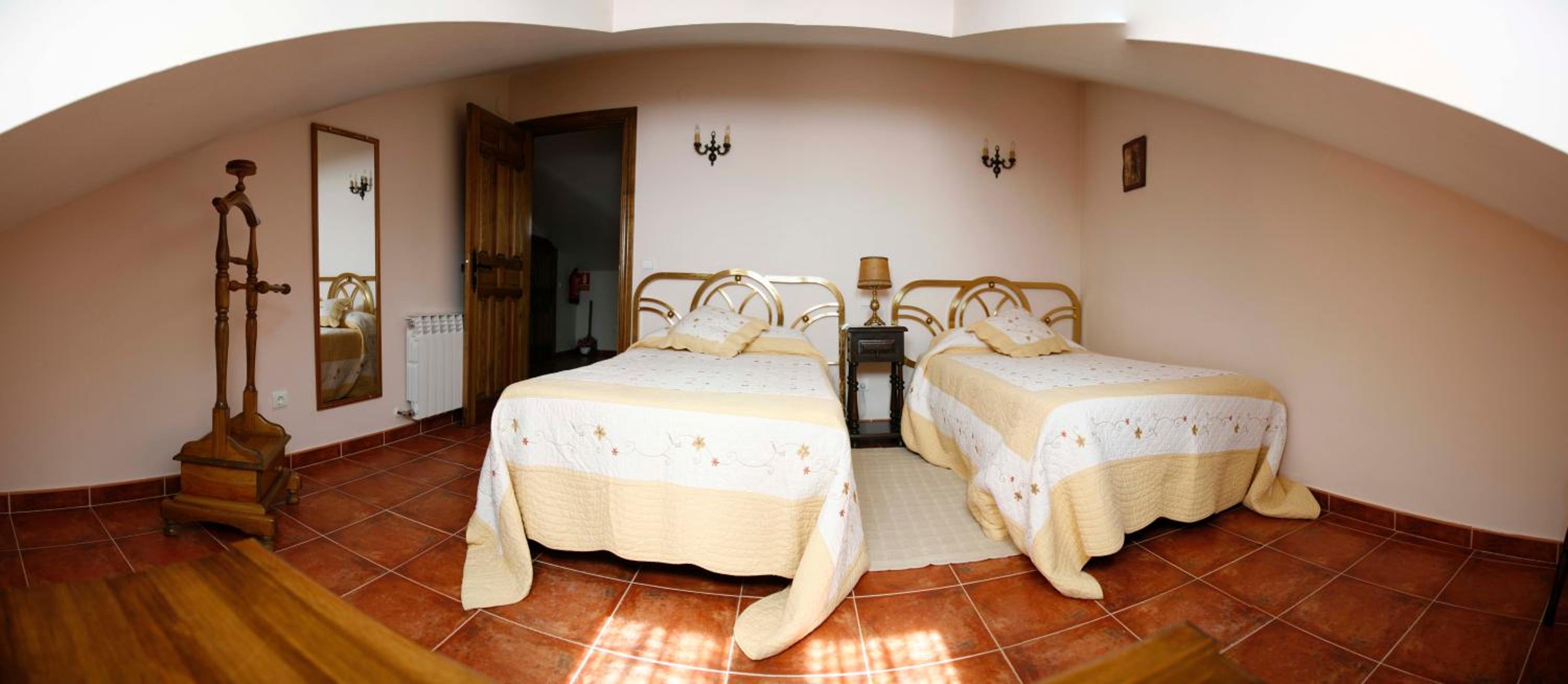 Casa de cinco habitaciones