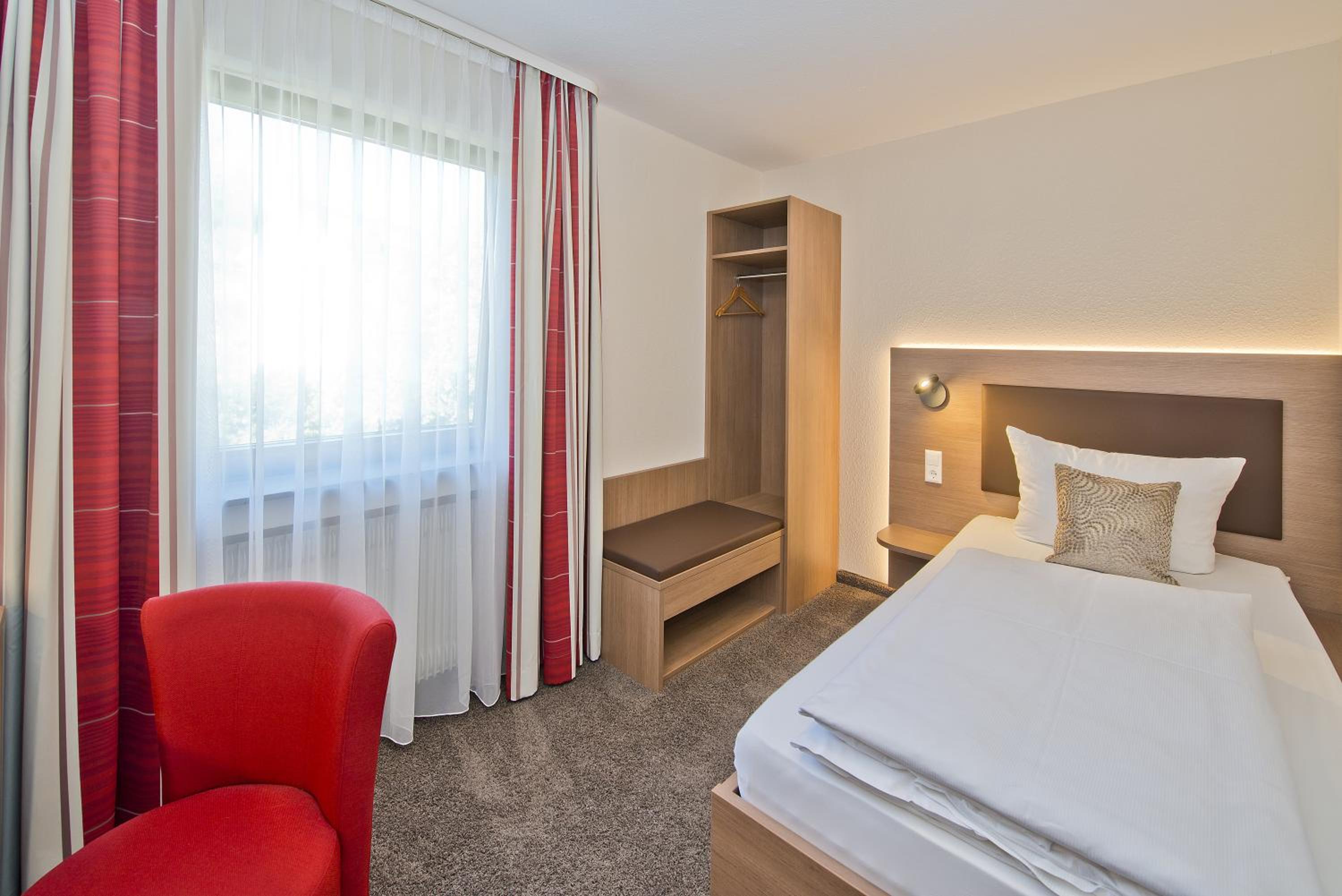 Deluxe Single Room photo 3
