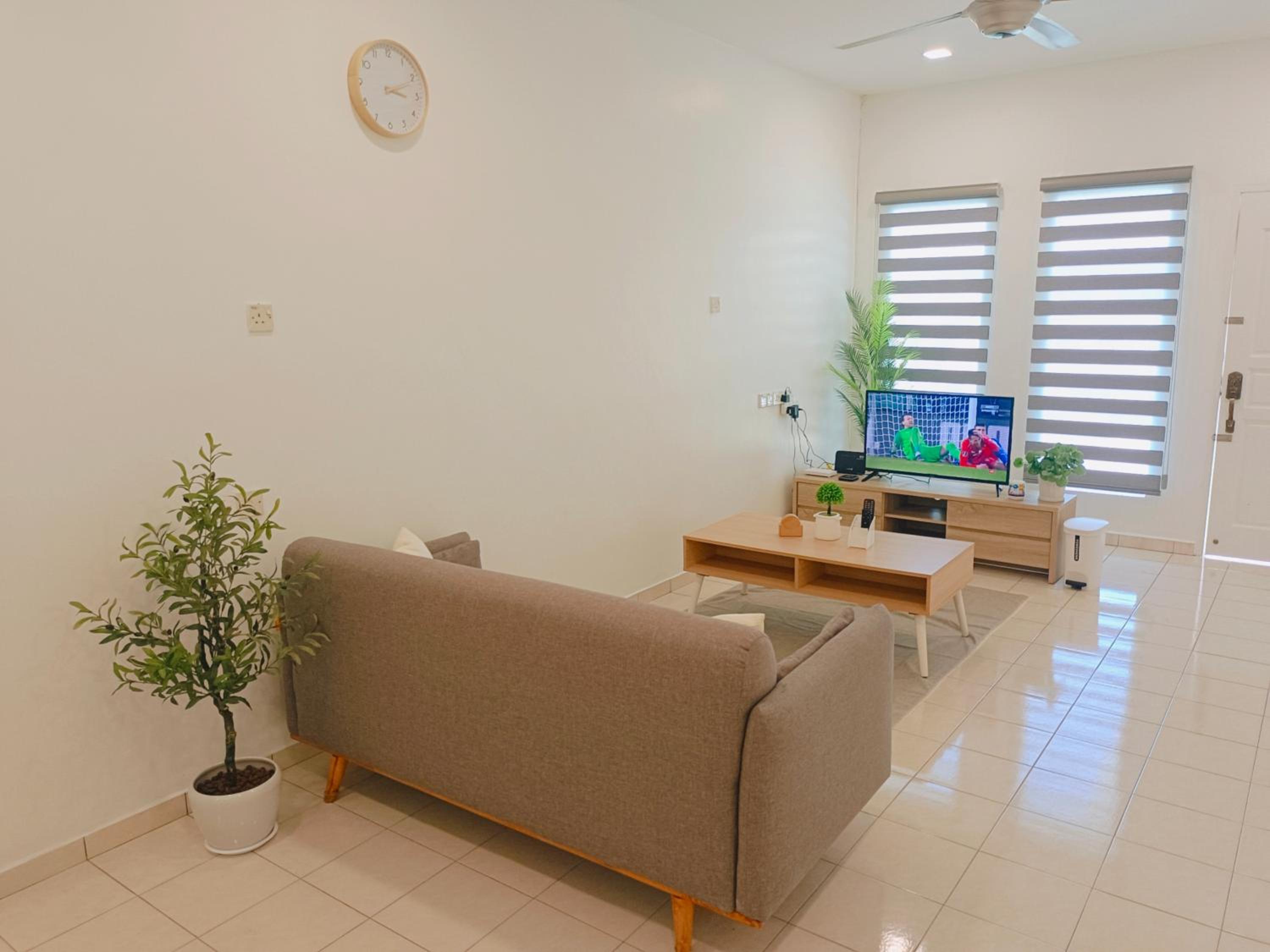 Three-Bedroom Vacation Home  photo 1