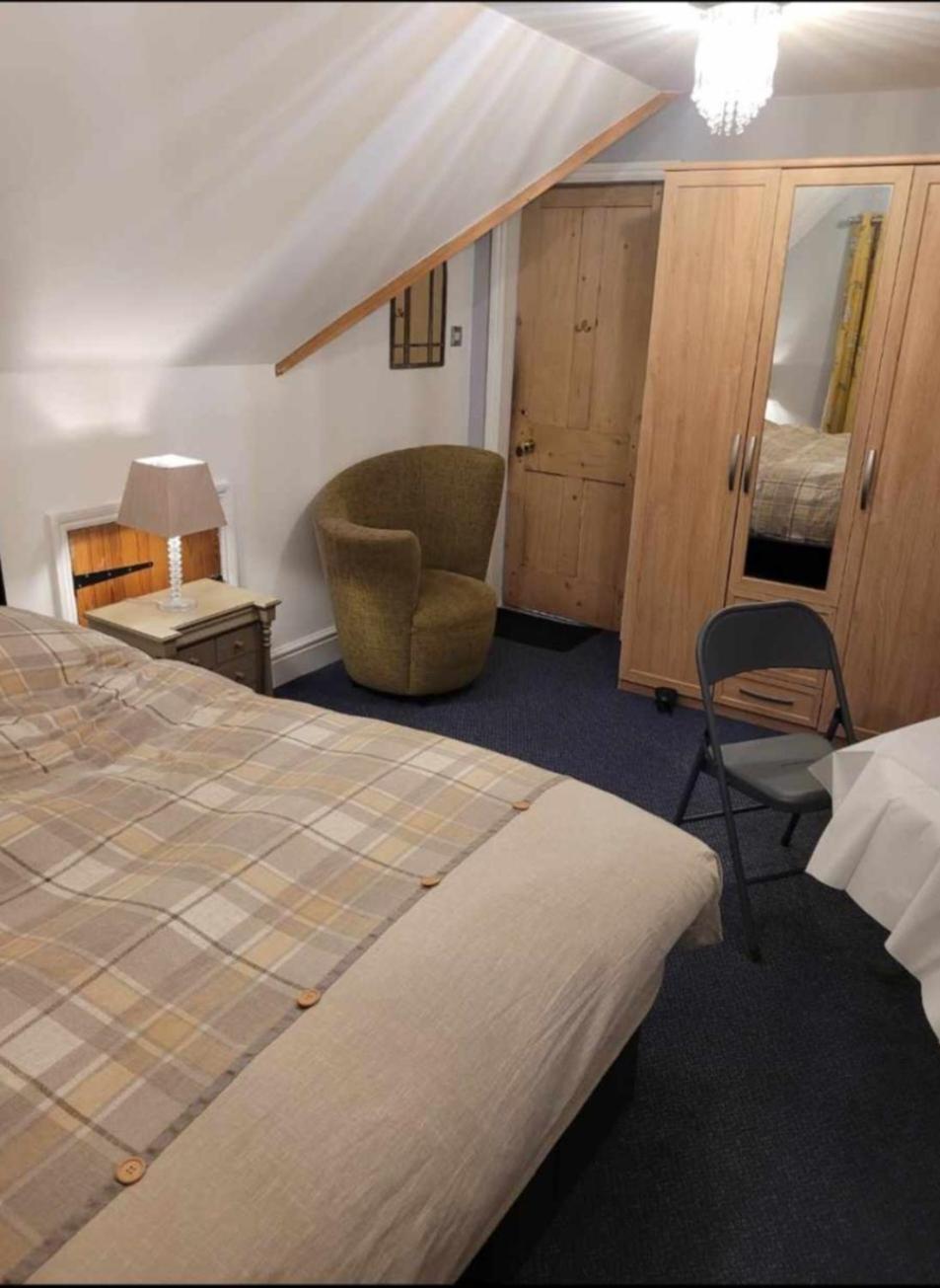 Deluxe King Room photo 2
