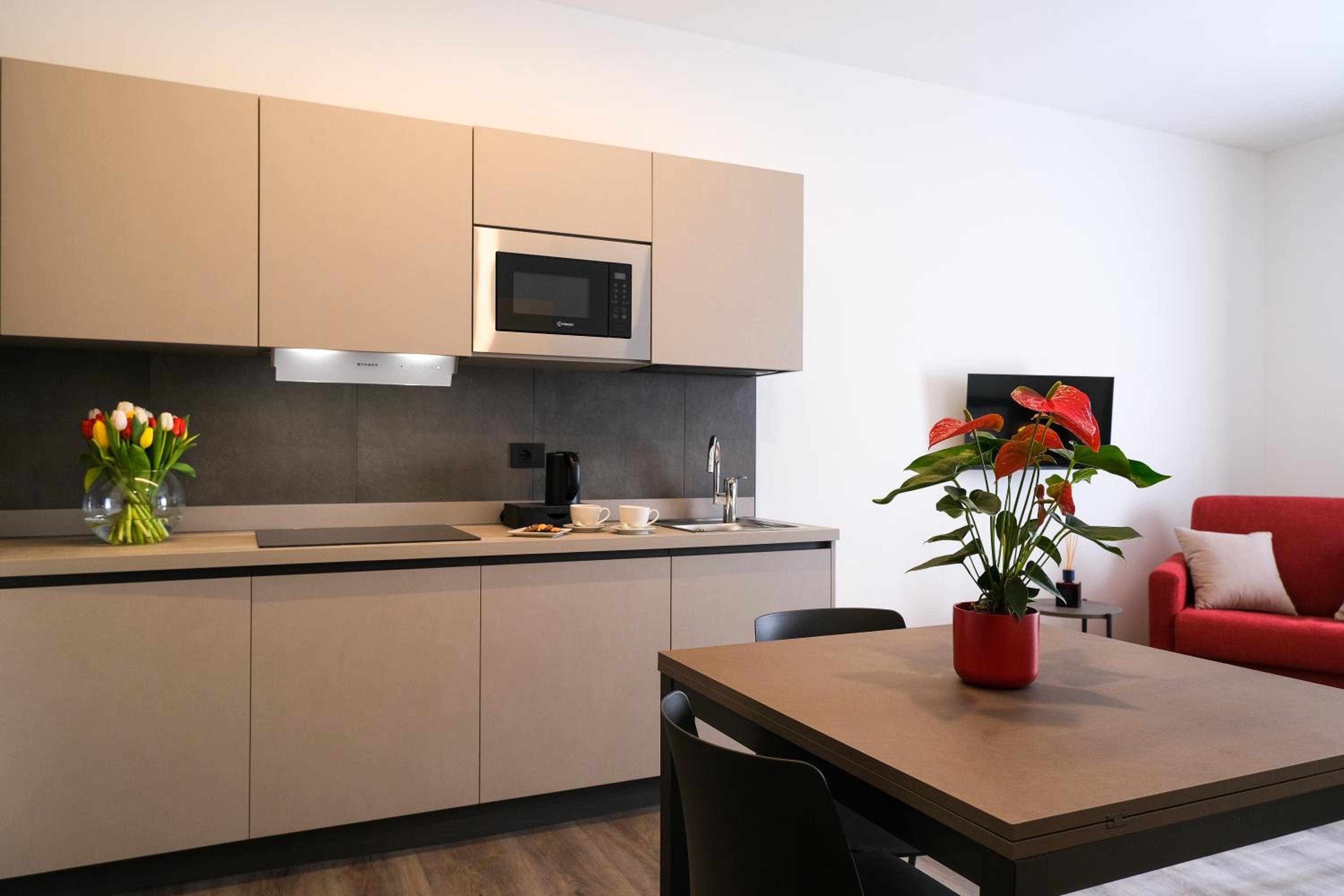 Standard Double or Twin Room - Photo 19
