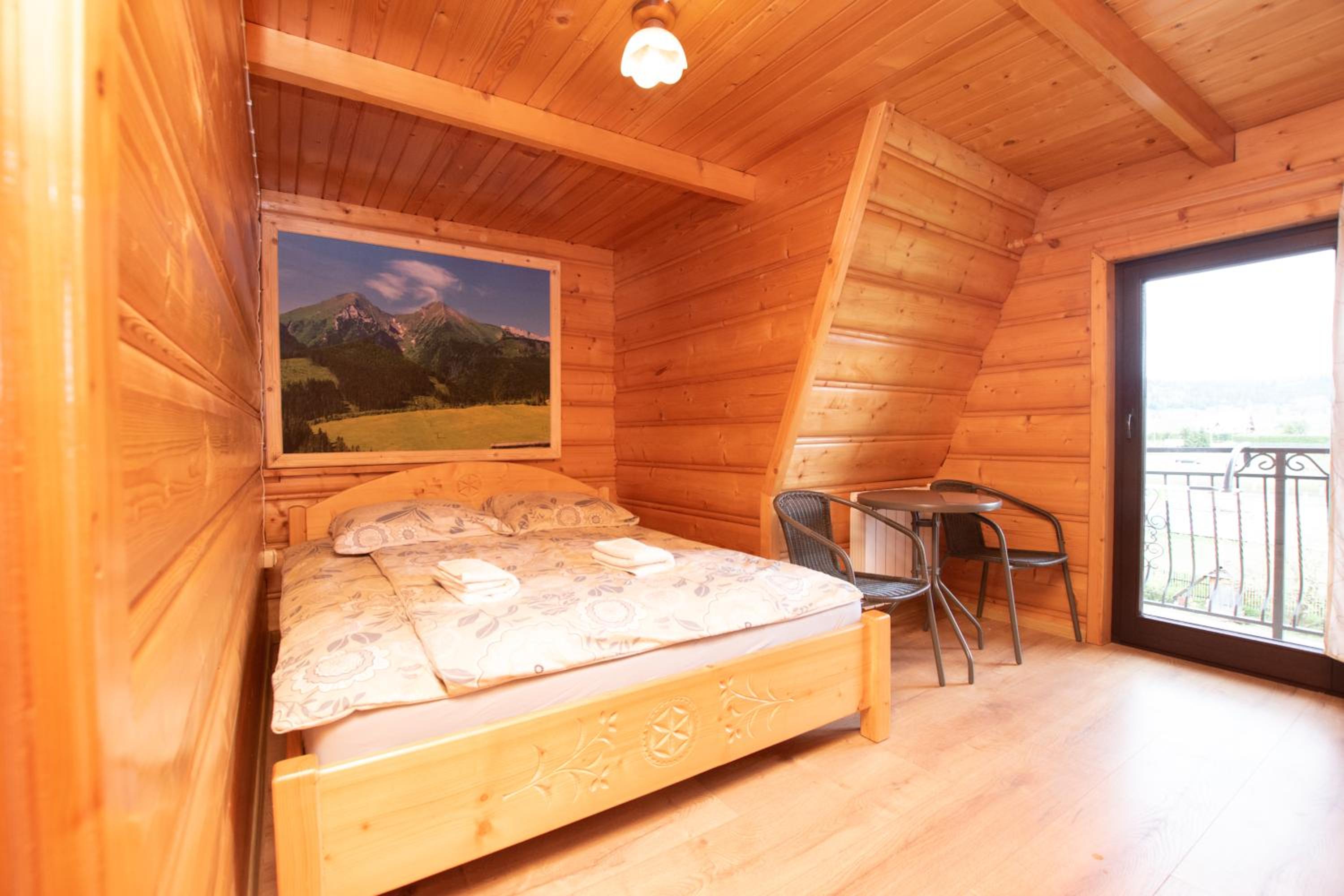 Duplex Apartment with Mountain View photo 3
