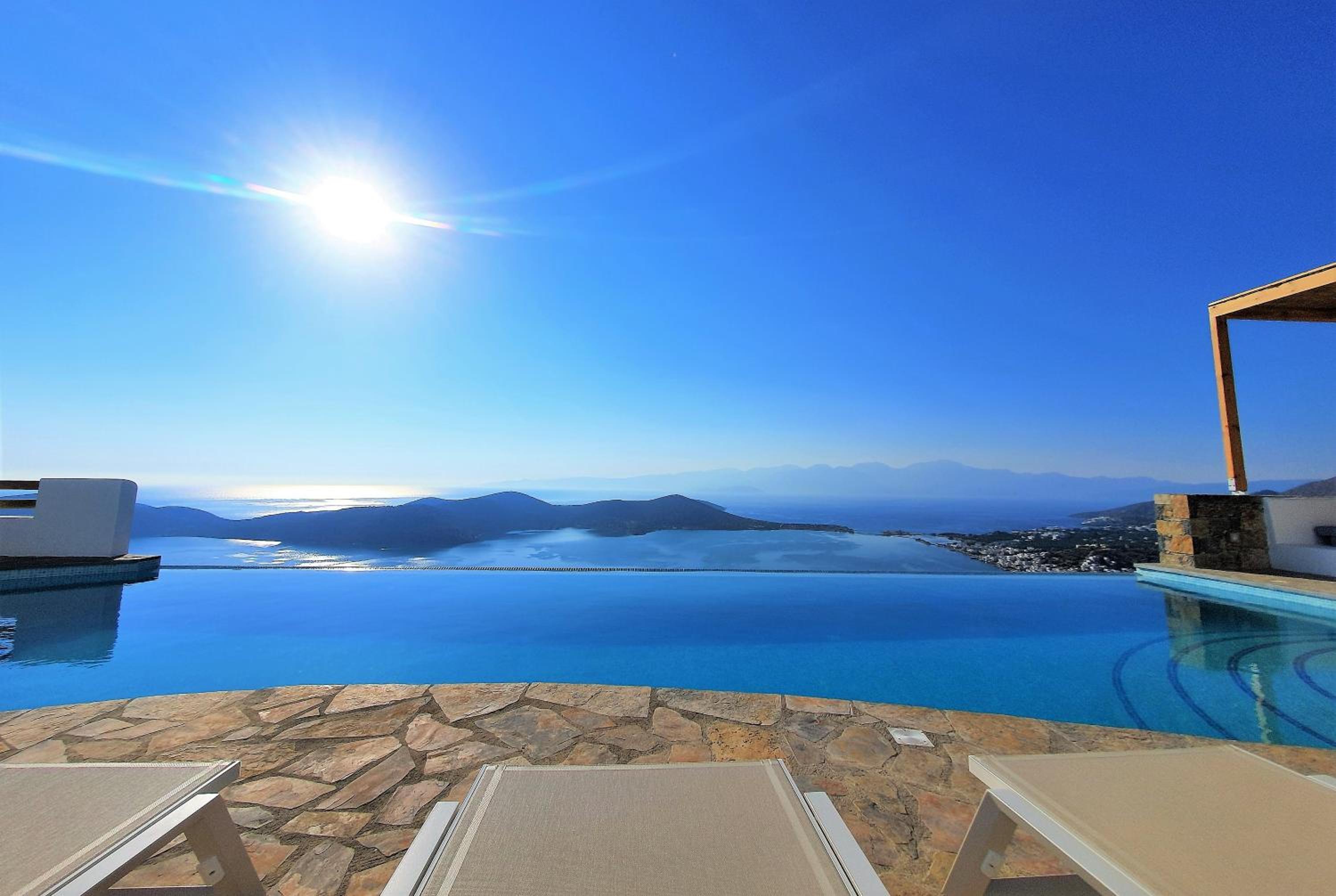 Villa with Sea View photo 3