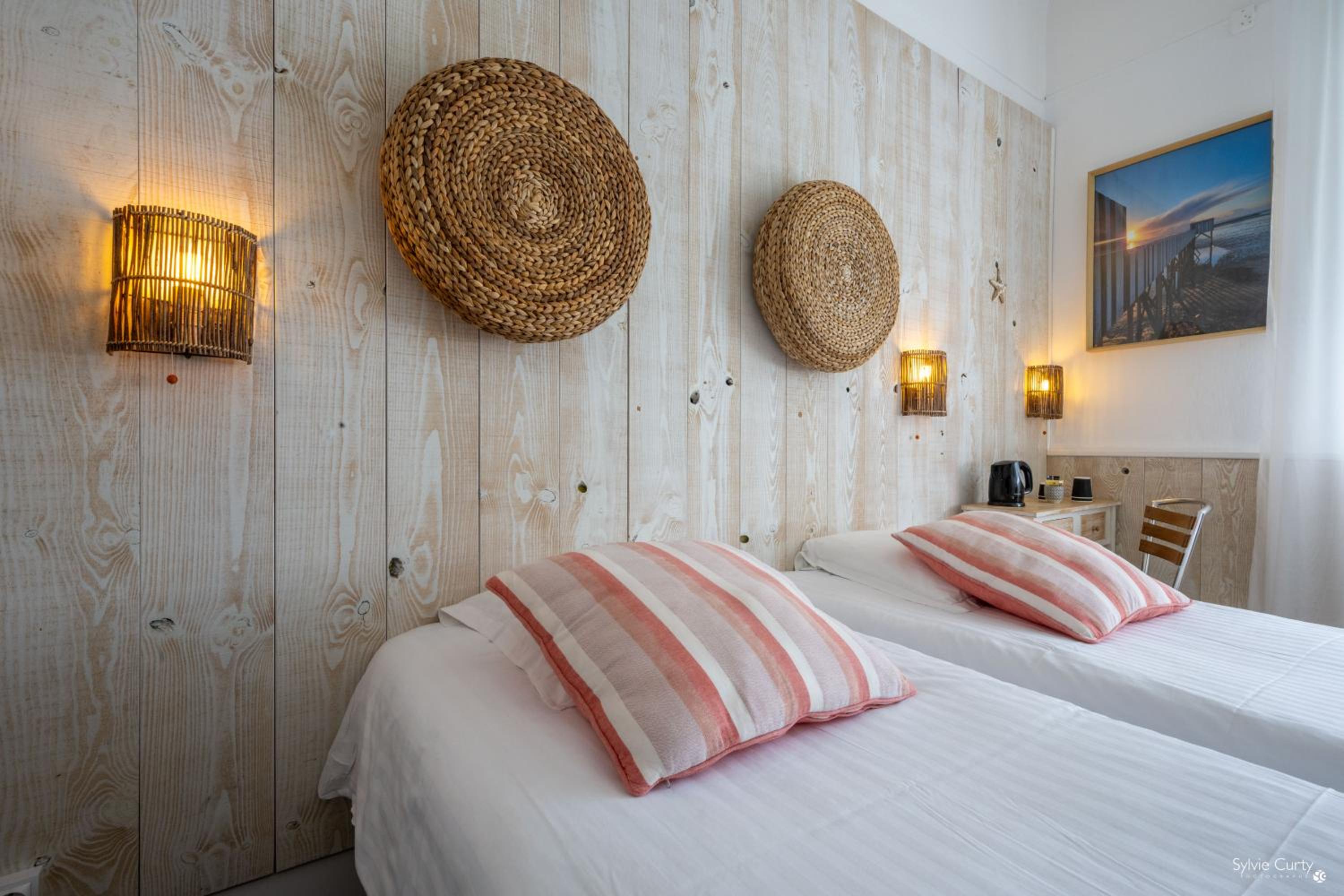 Twin Room with Sea View photo 1