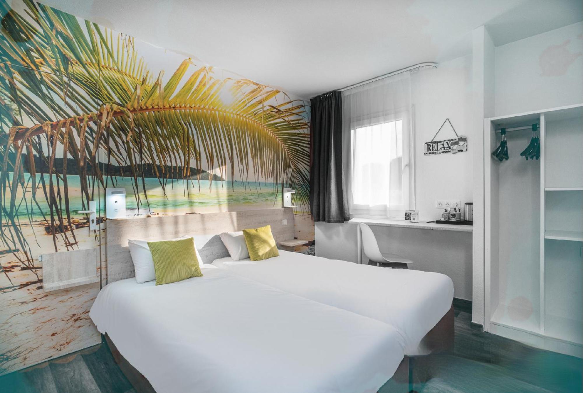 Superior Twin Room - Photo 1