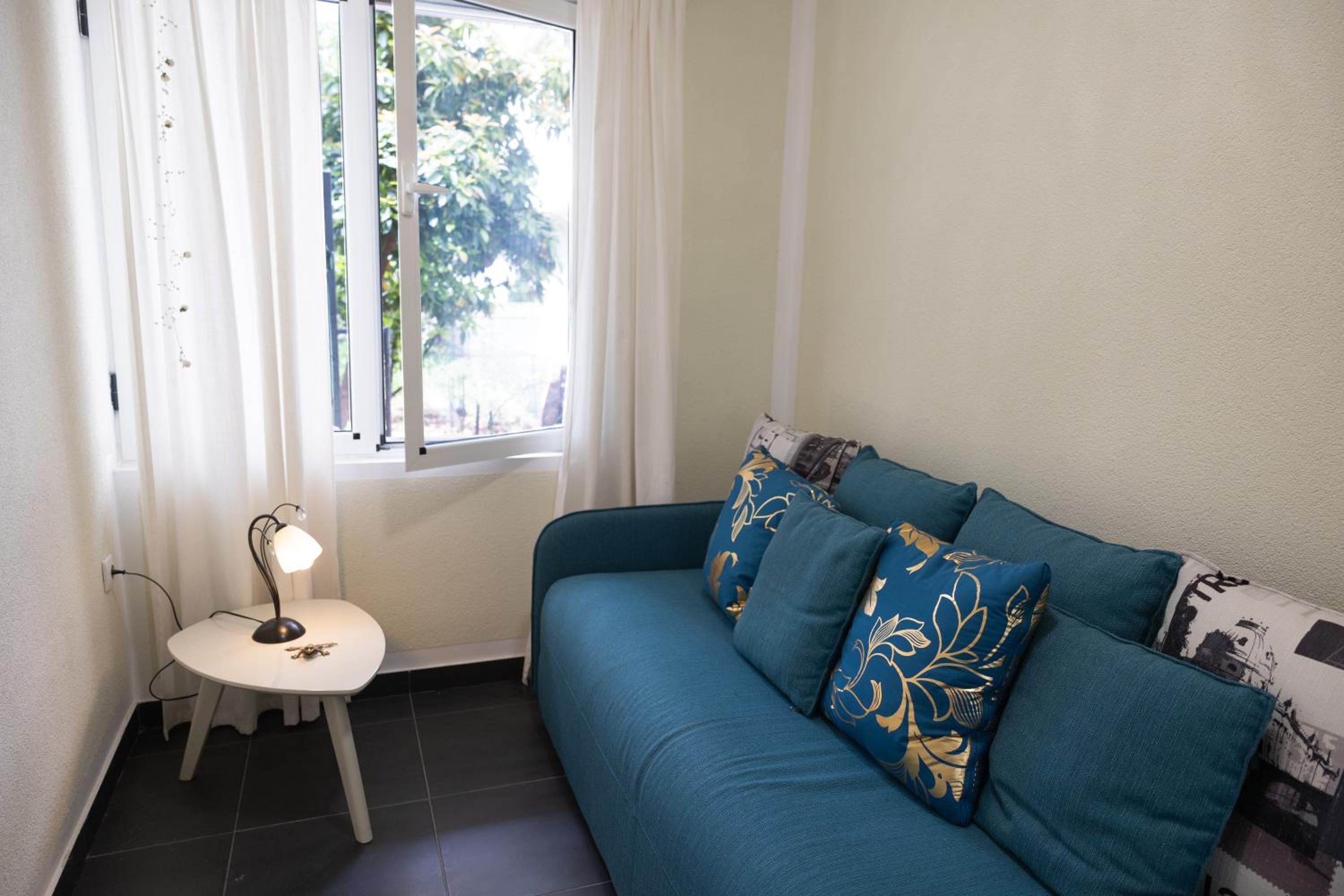 Three-Bedroom Deluxe Apartment