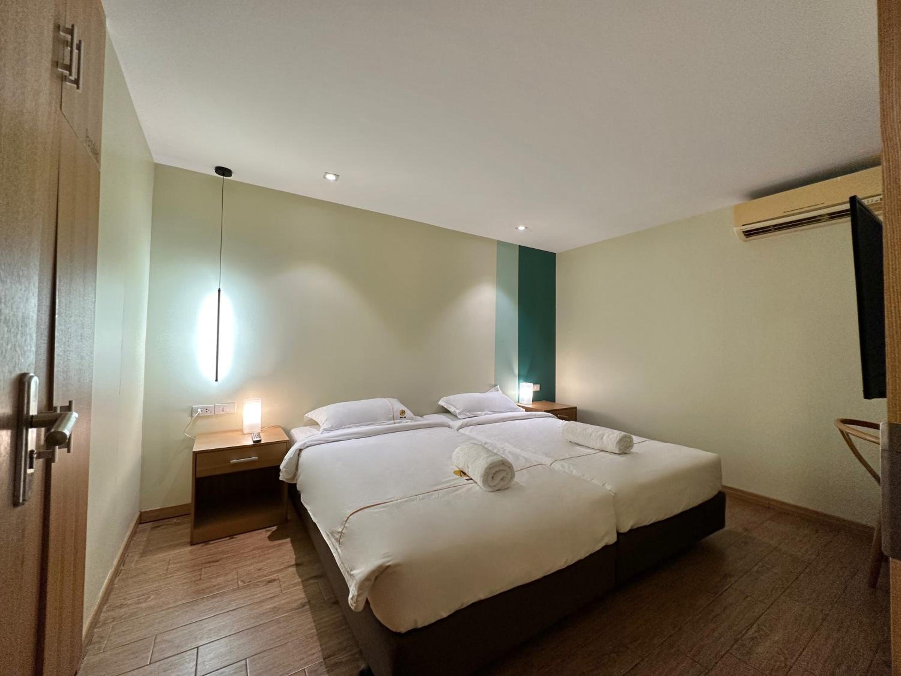 One-Bedroom Apartment - Photo 10