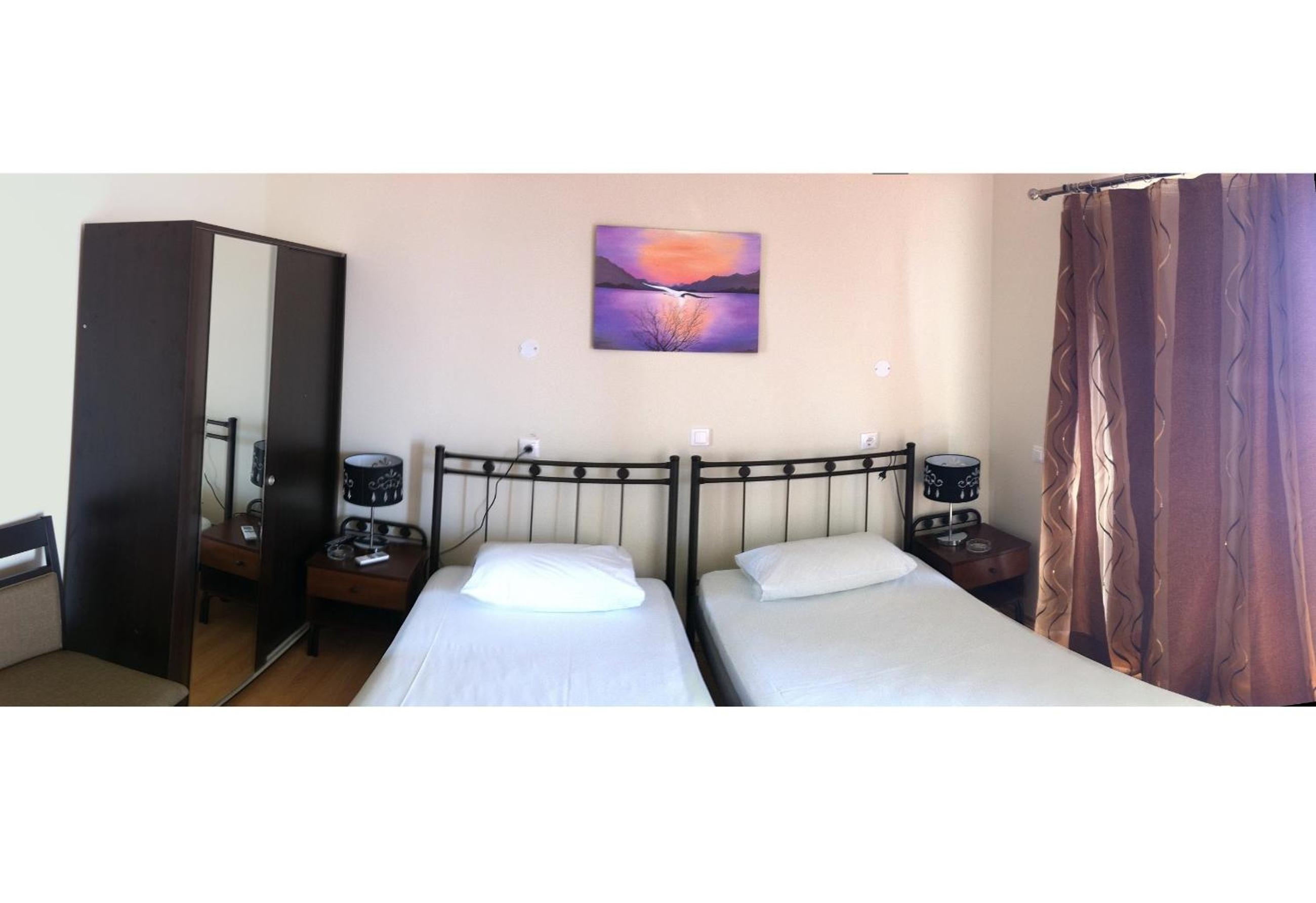 Double or Twin Room with Mountain View