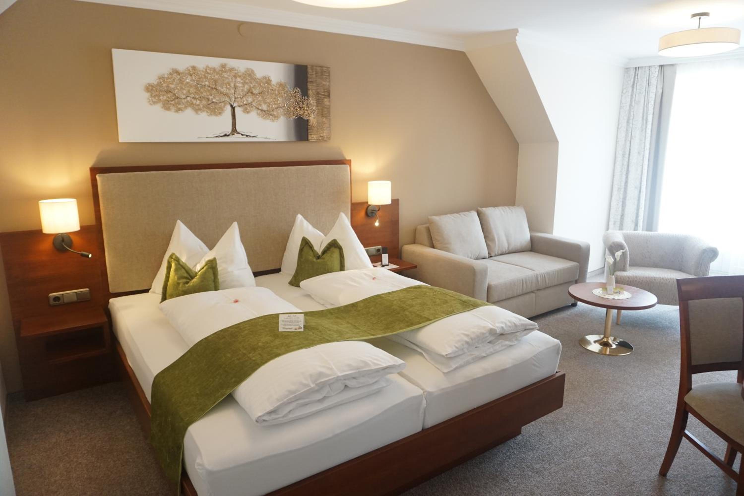 Large Double Room