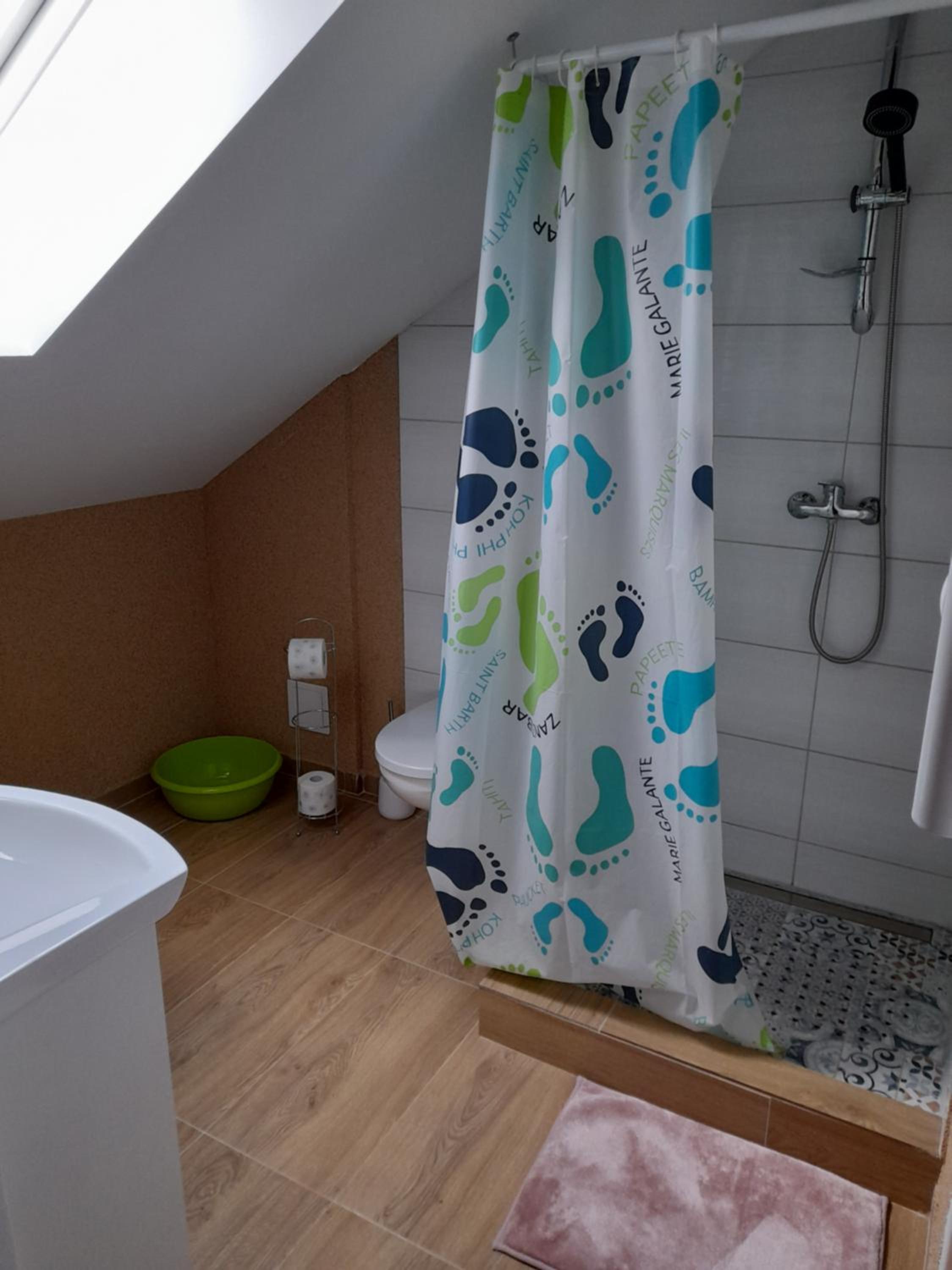 Deluxe Double Room with Shower