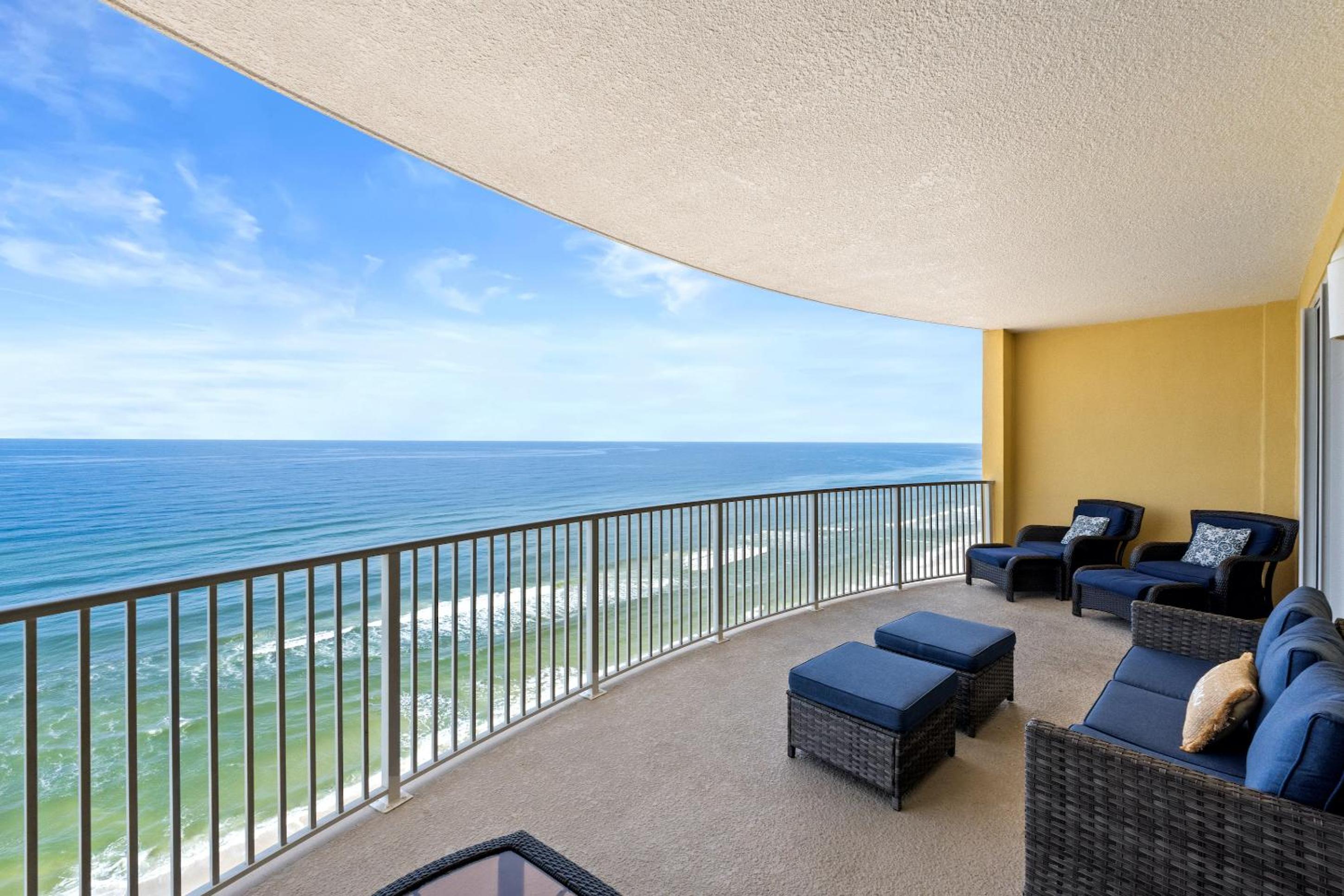 Apartment with Sea View photo 2