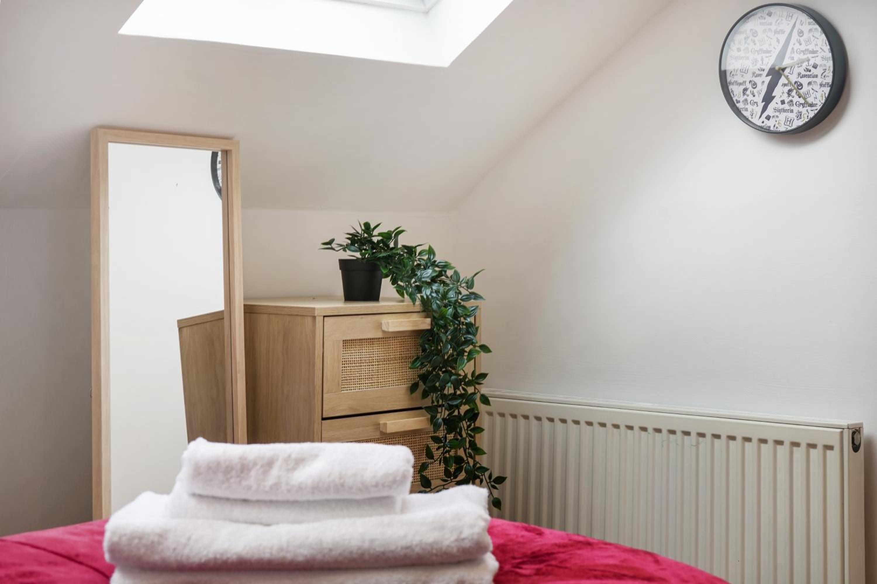 Three-Bedroom House photo 2