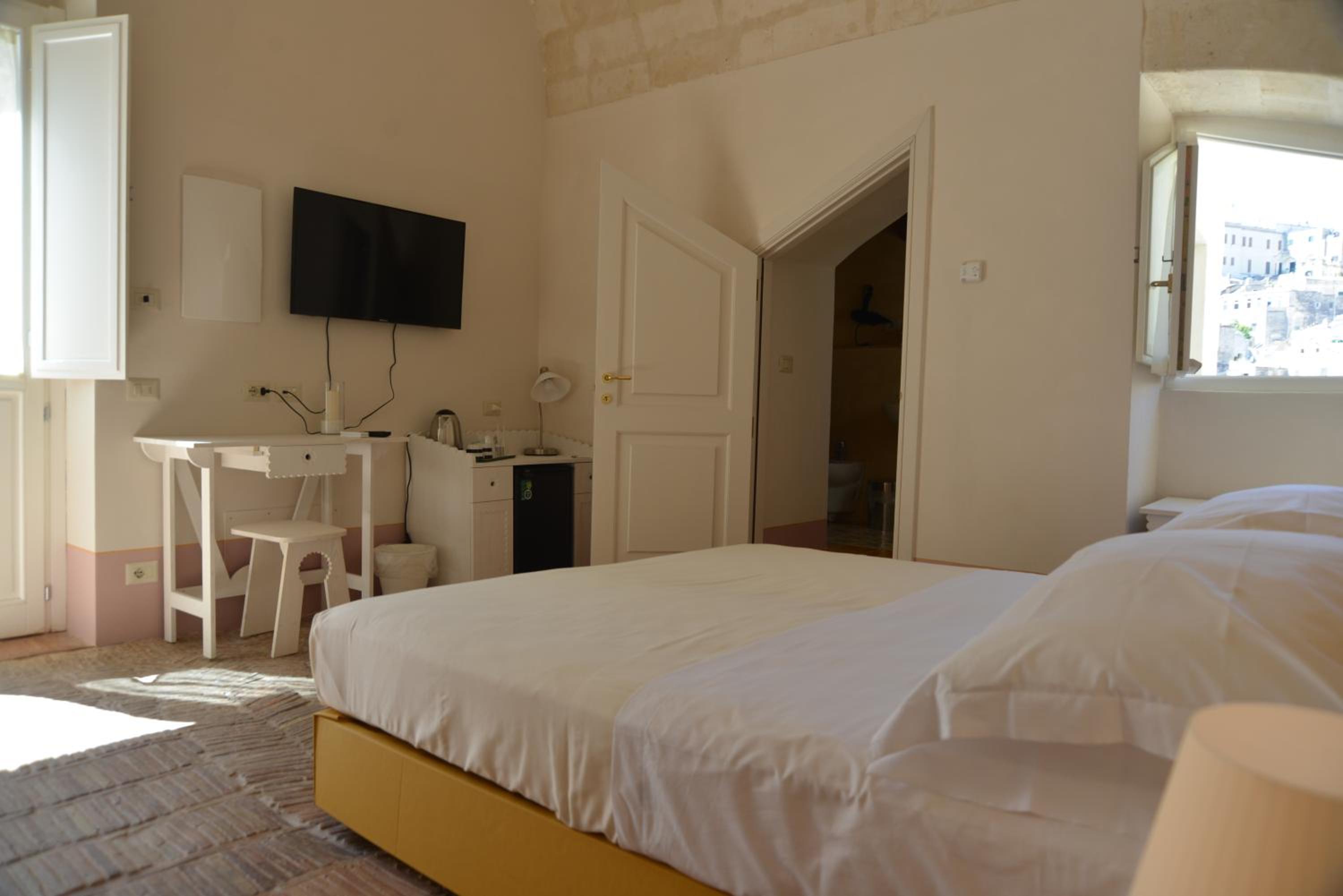 Classic Double Room photo 2
