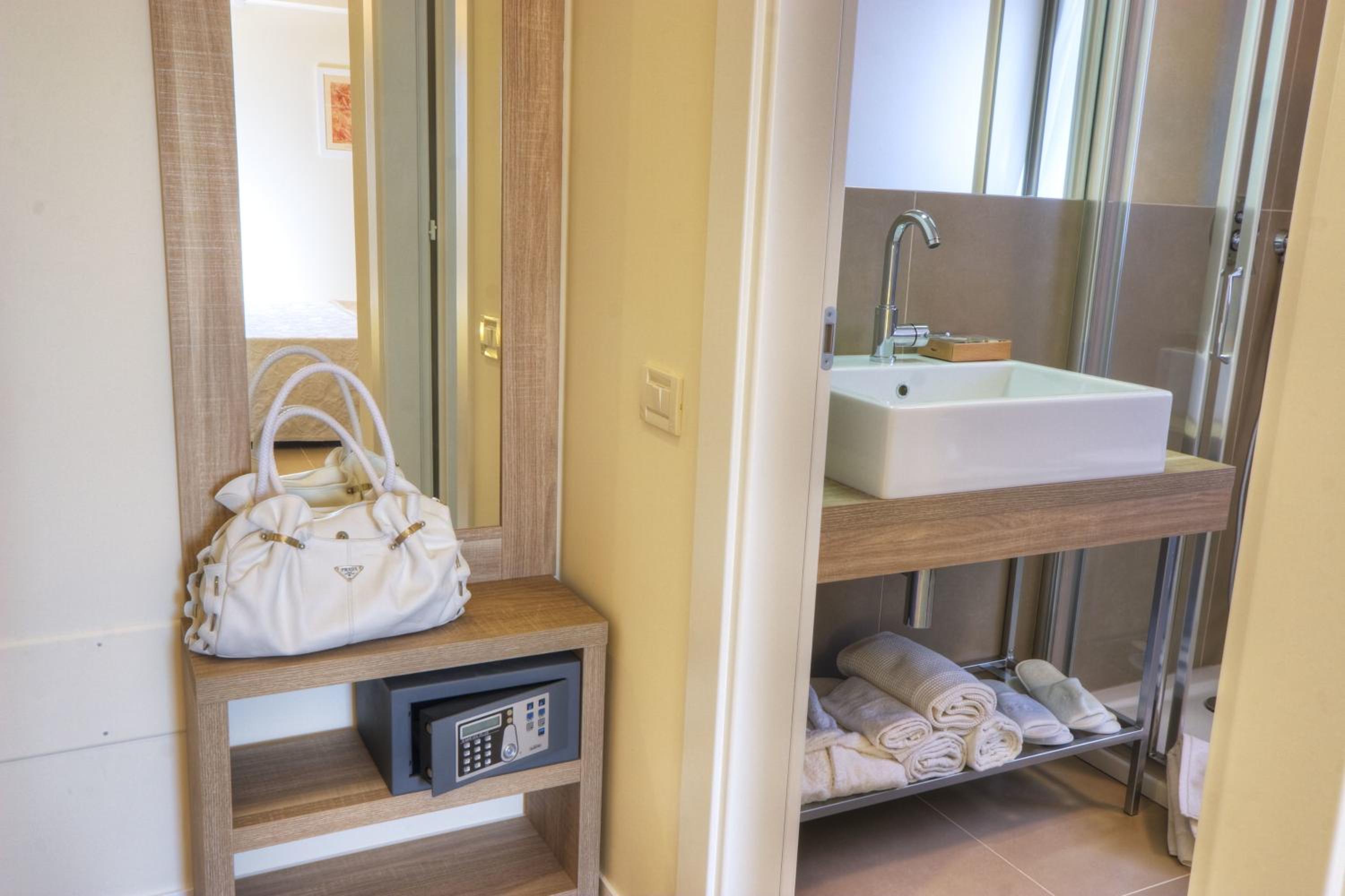 Triple Room photo 2