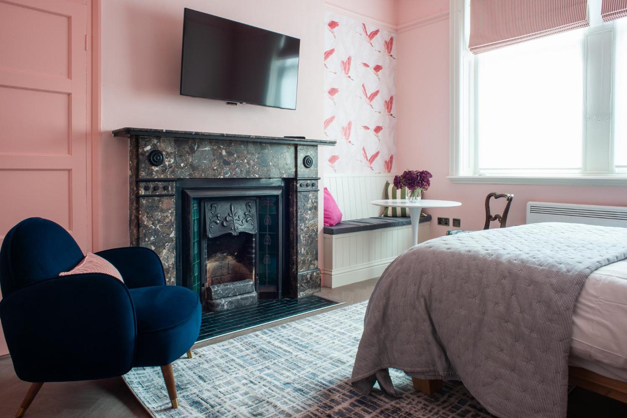 Studio Apartment photo 2