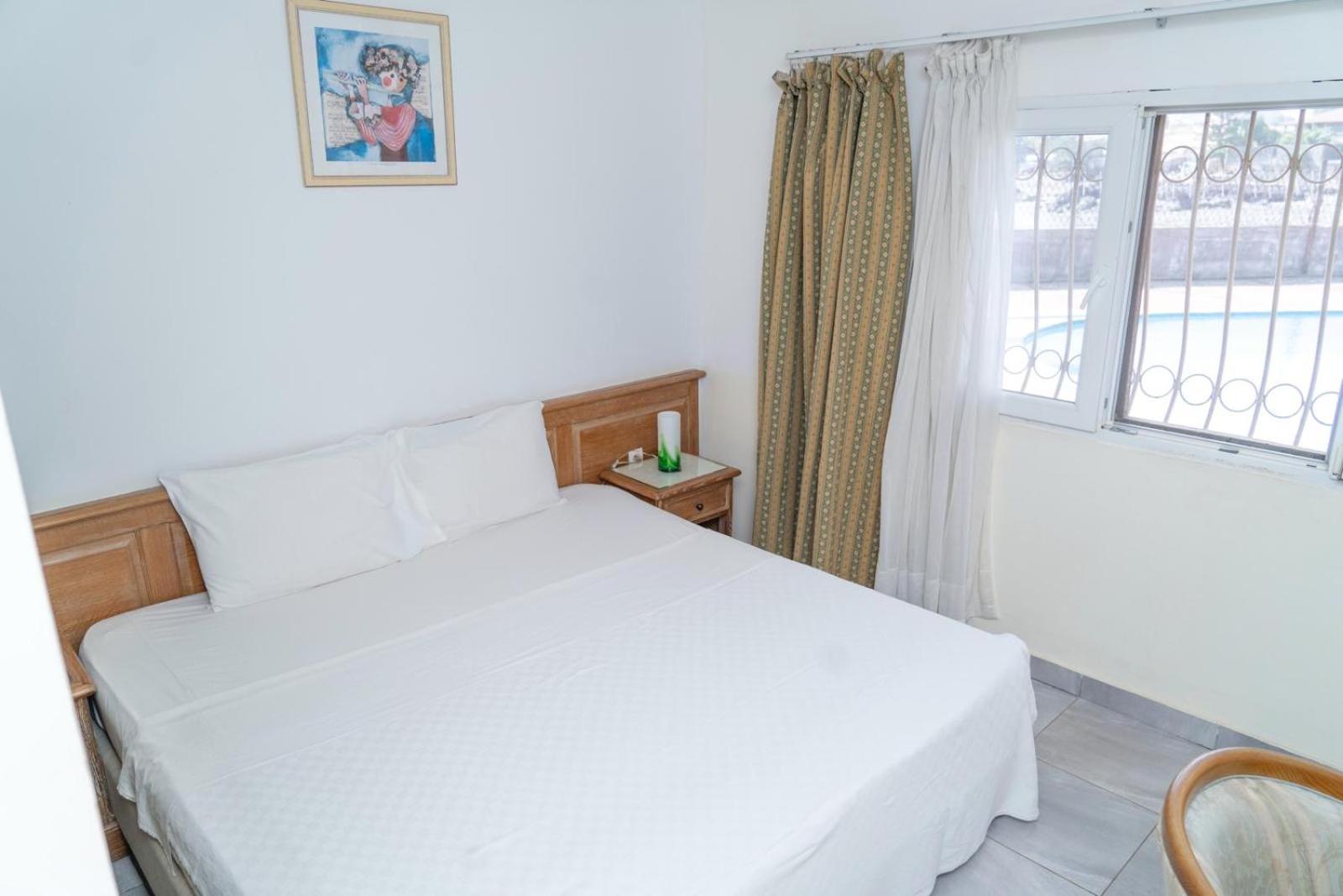 Standard Double Room with Two Double Beds photo 3