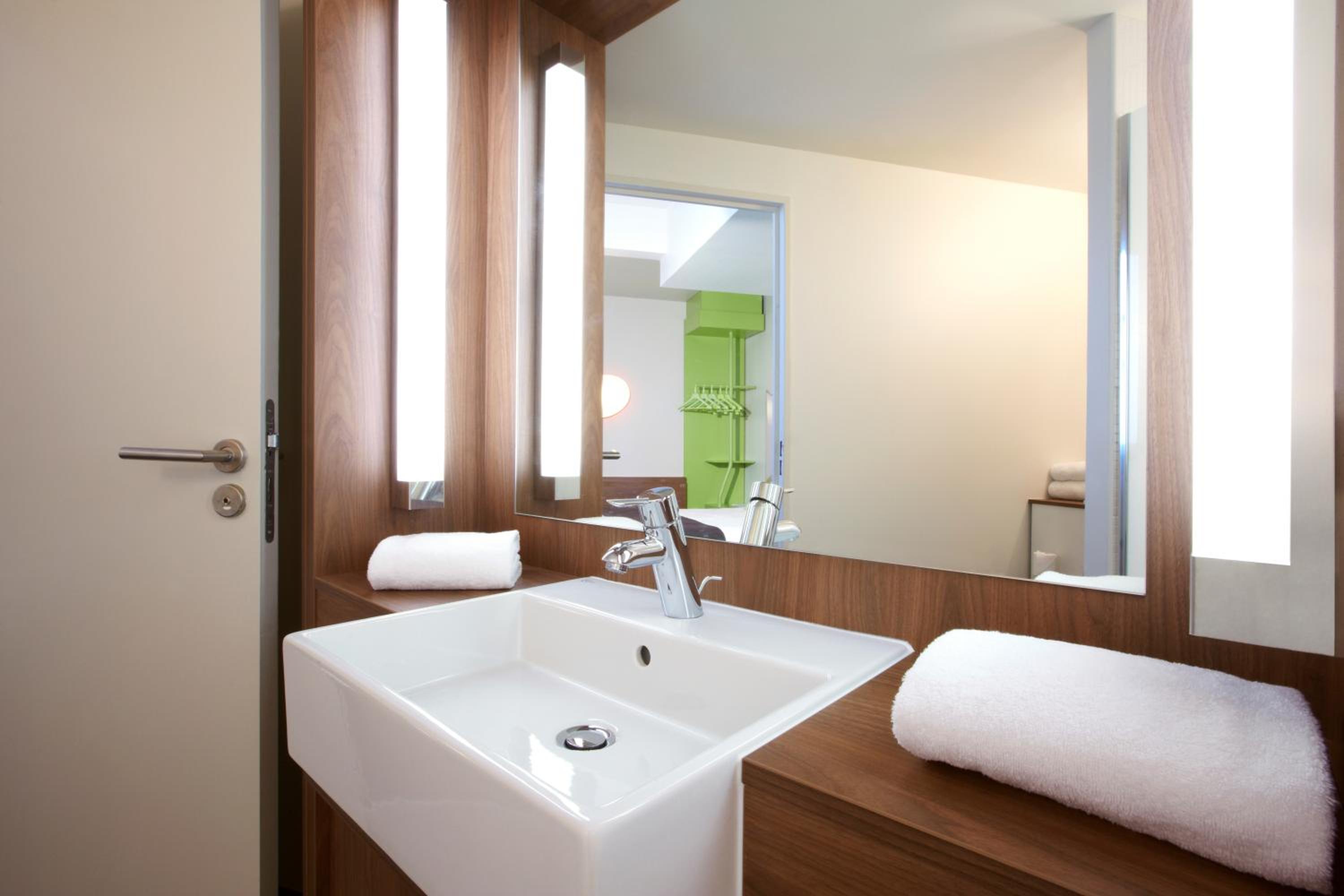 Double Room - Photo 3
