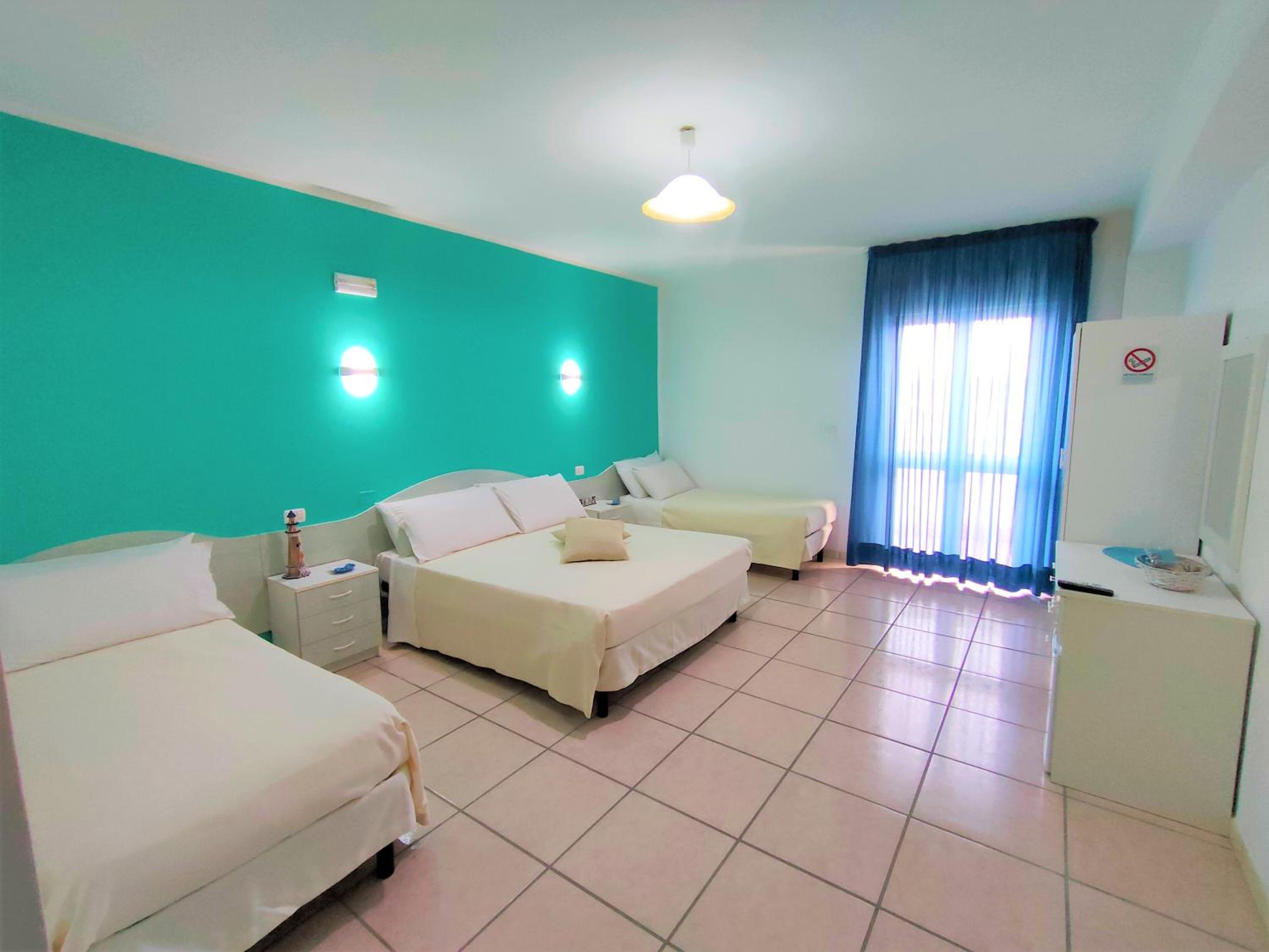 Comfort Quadruple Room - Photo 10