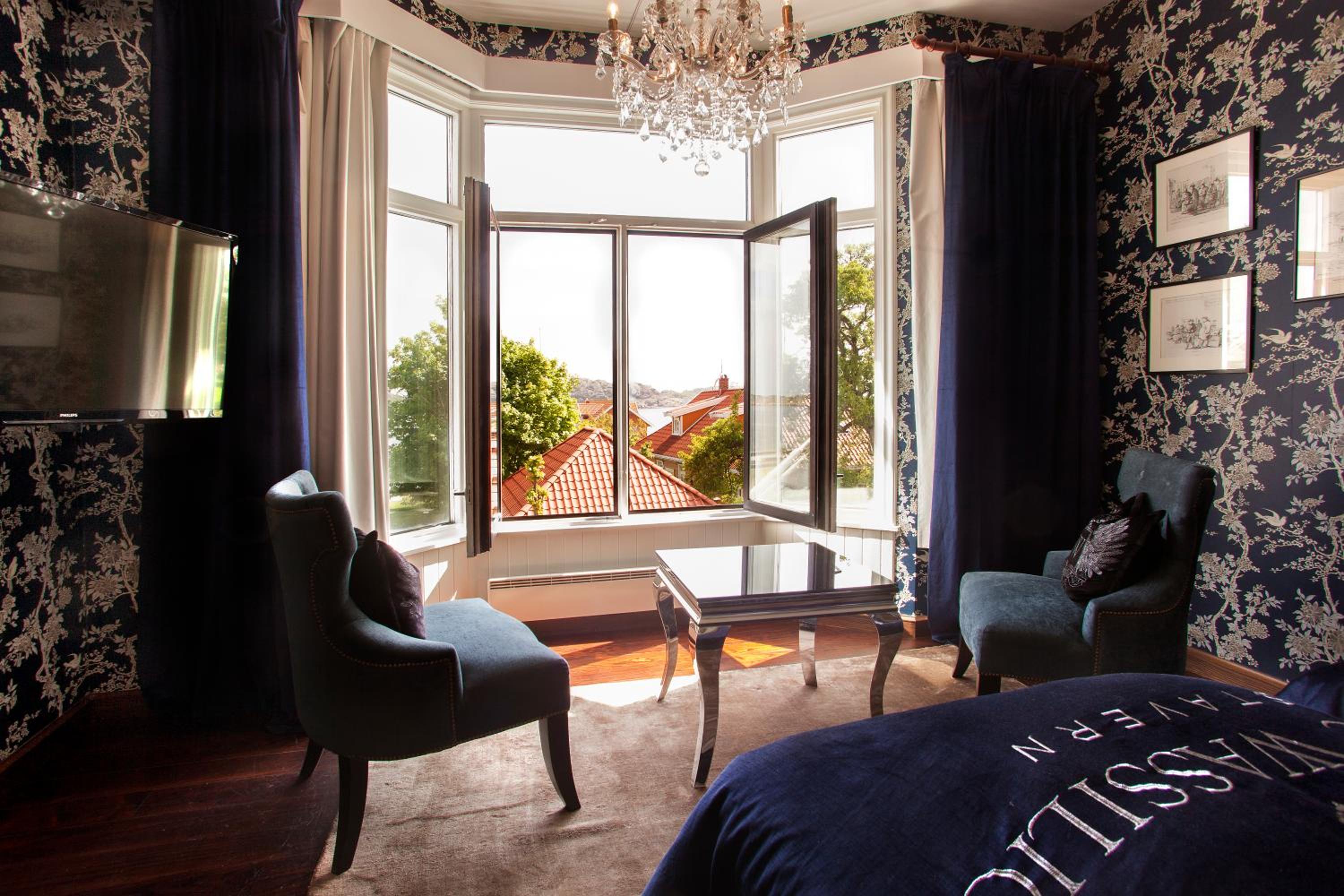 Double Room with Sea View - Photo 3