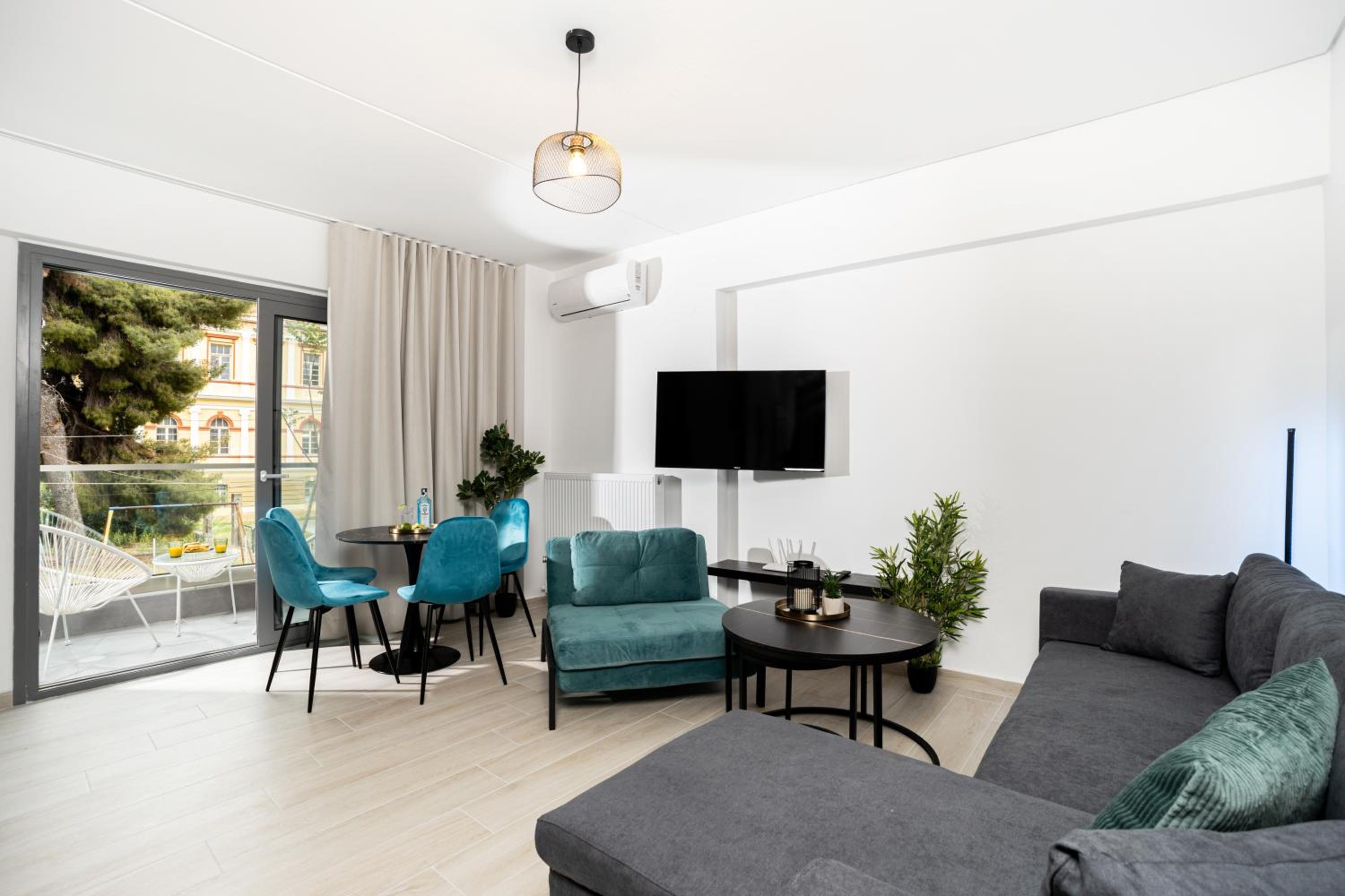 Deluxe One-Bedroom Apartment with City View