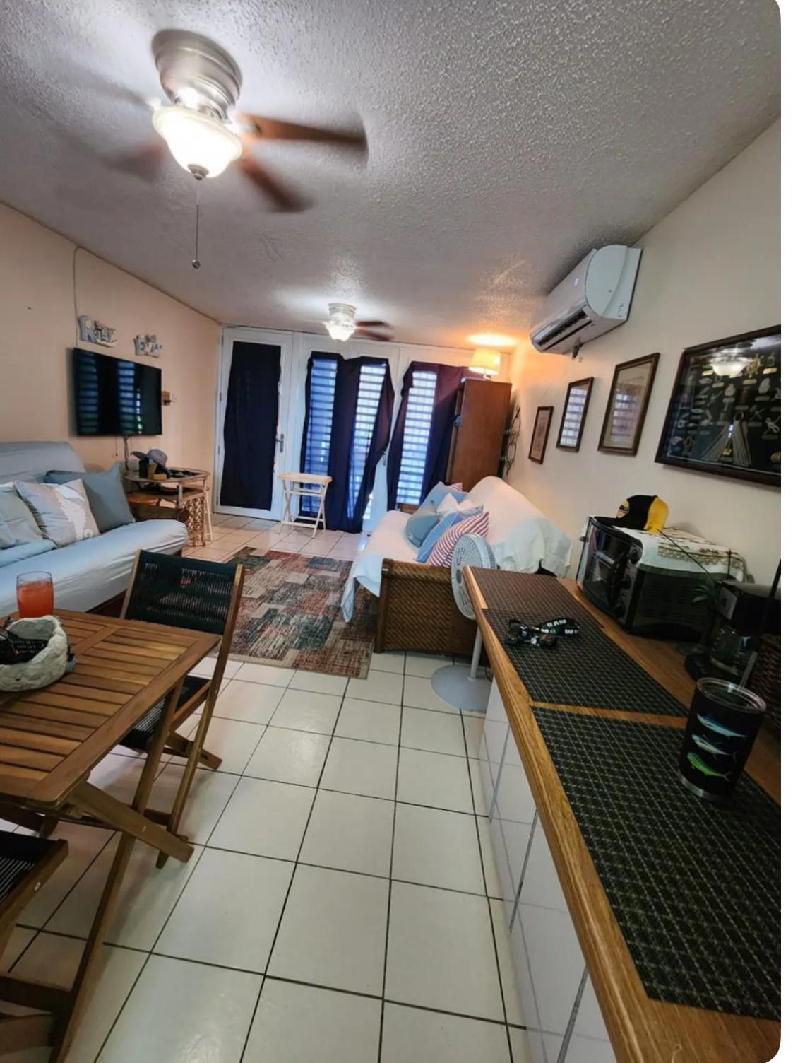 One-Bedroom Apartment photo 3