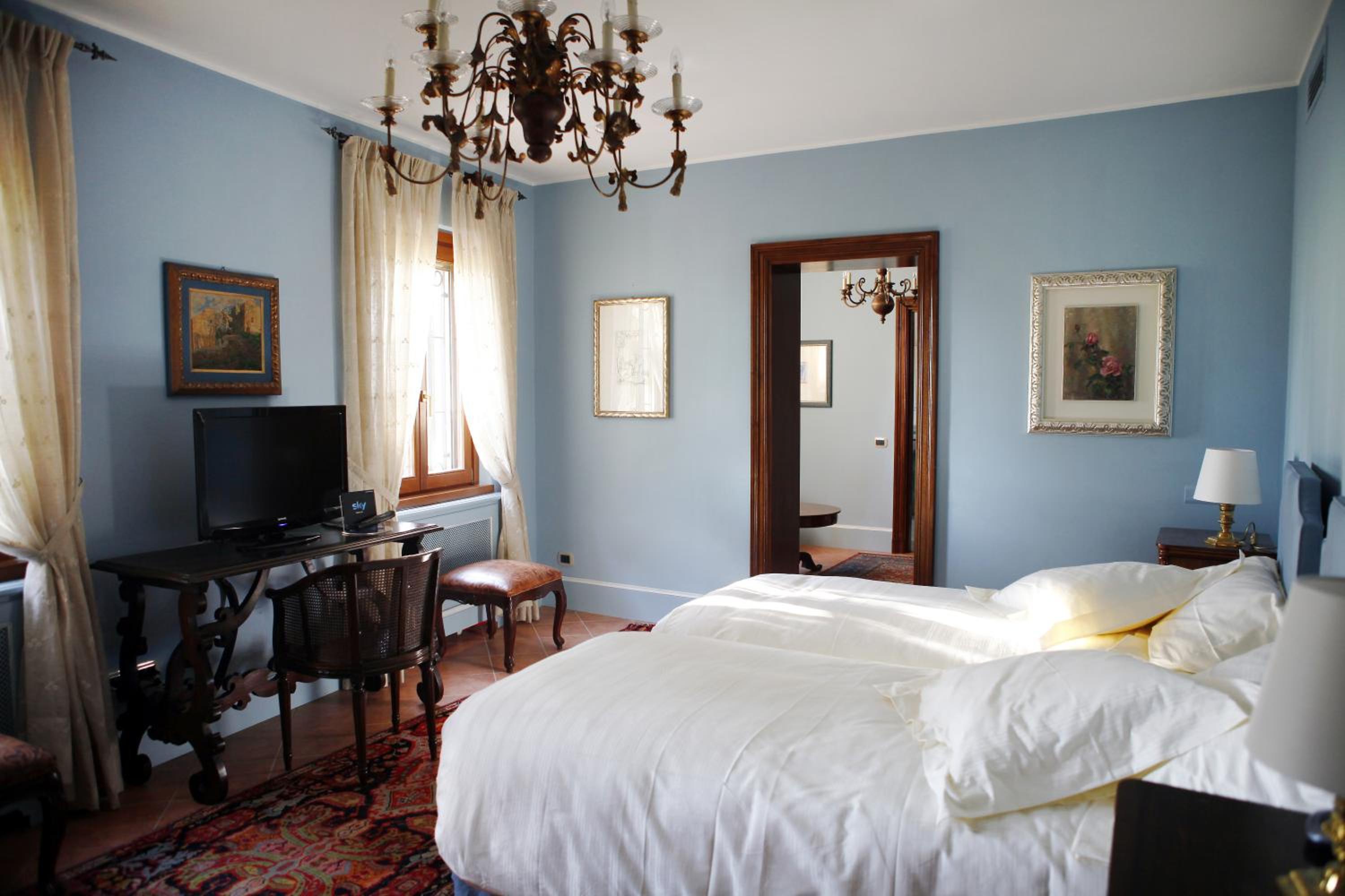 Suite photo 1