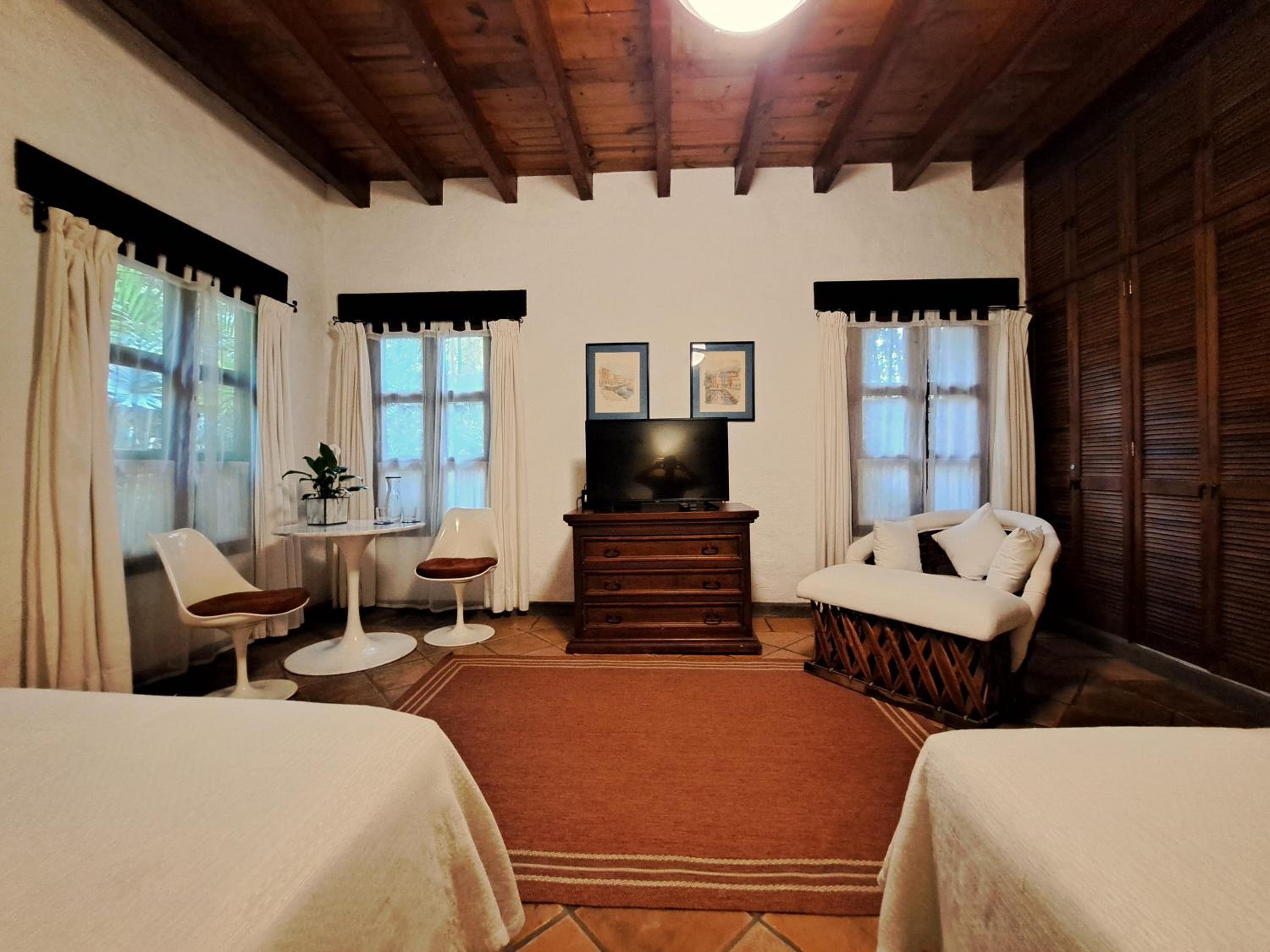 Double Room with Two Double Beds photo 3