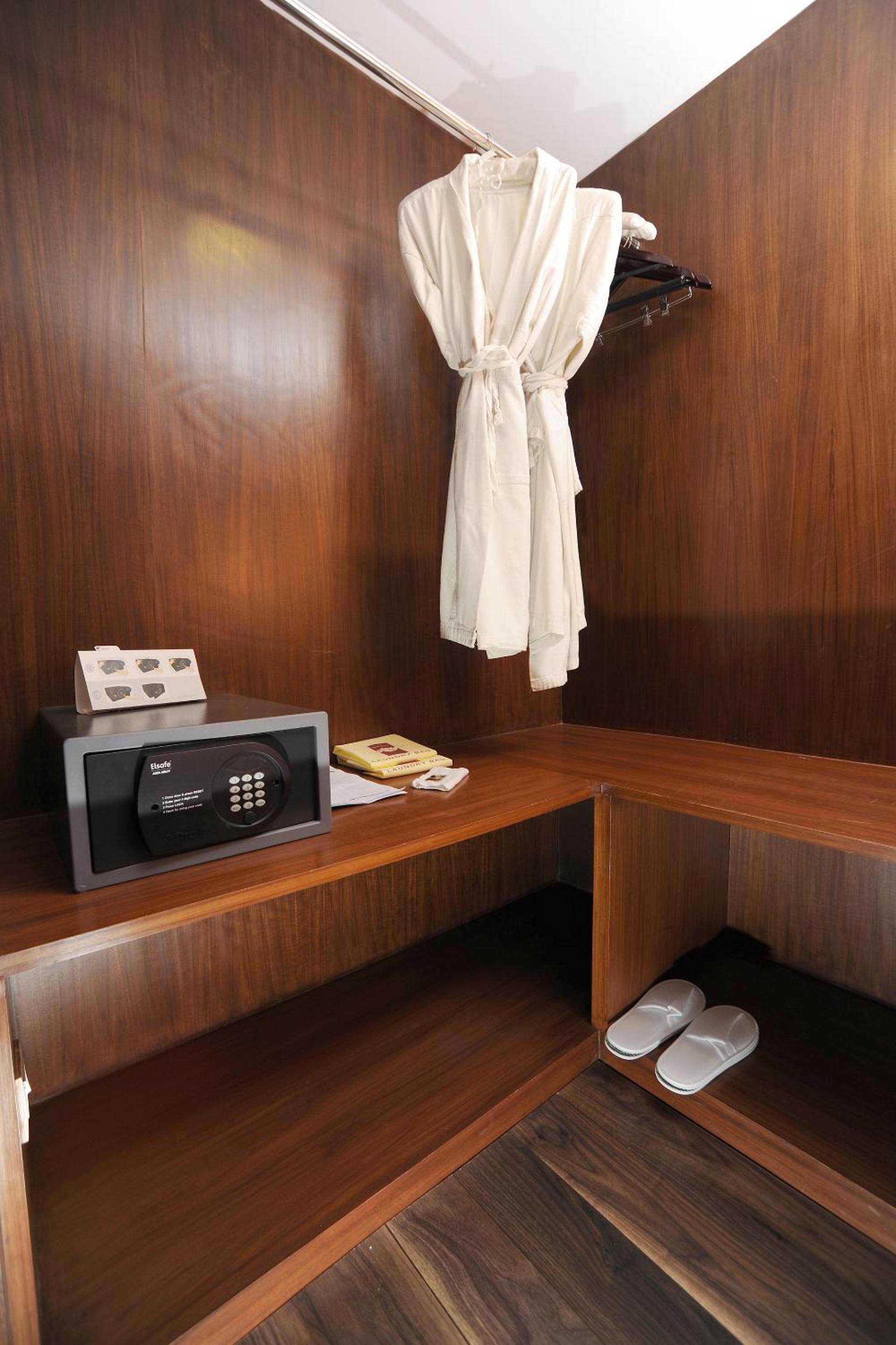 Suite photo 1