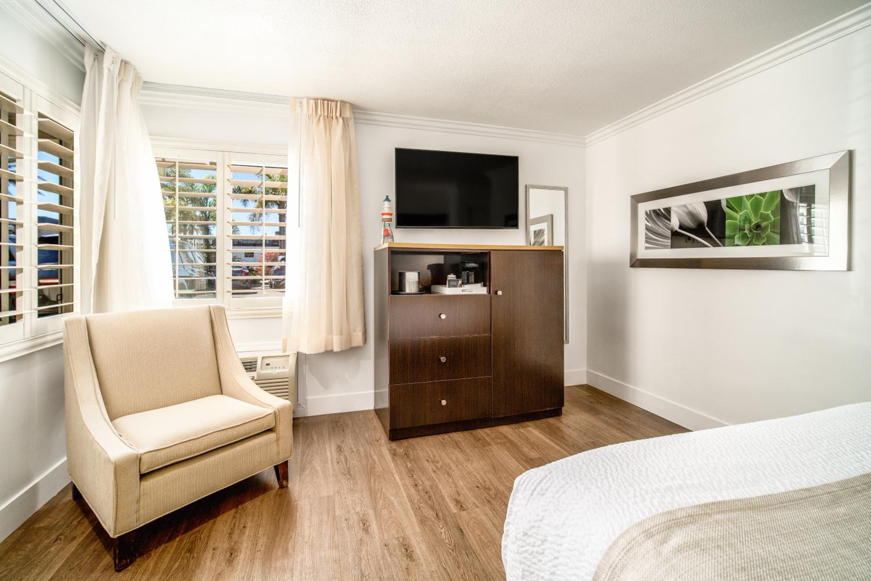 Queen Room - Photo 3