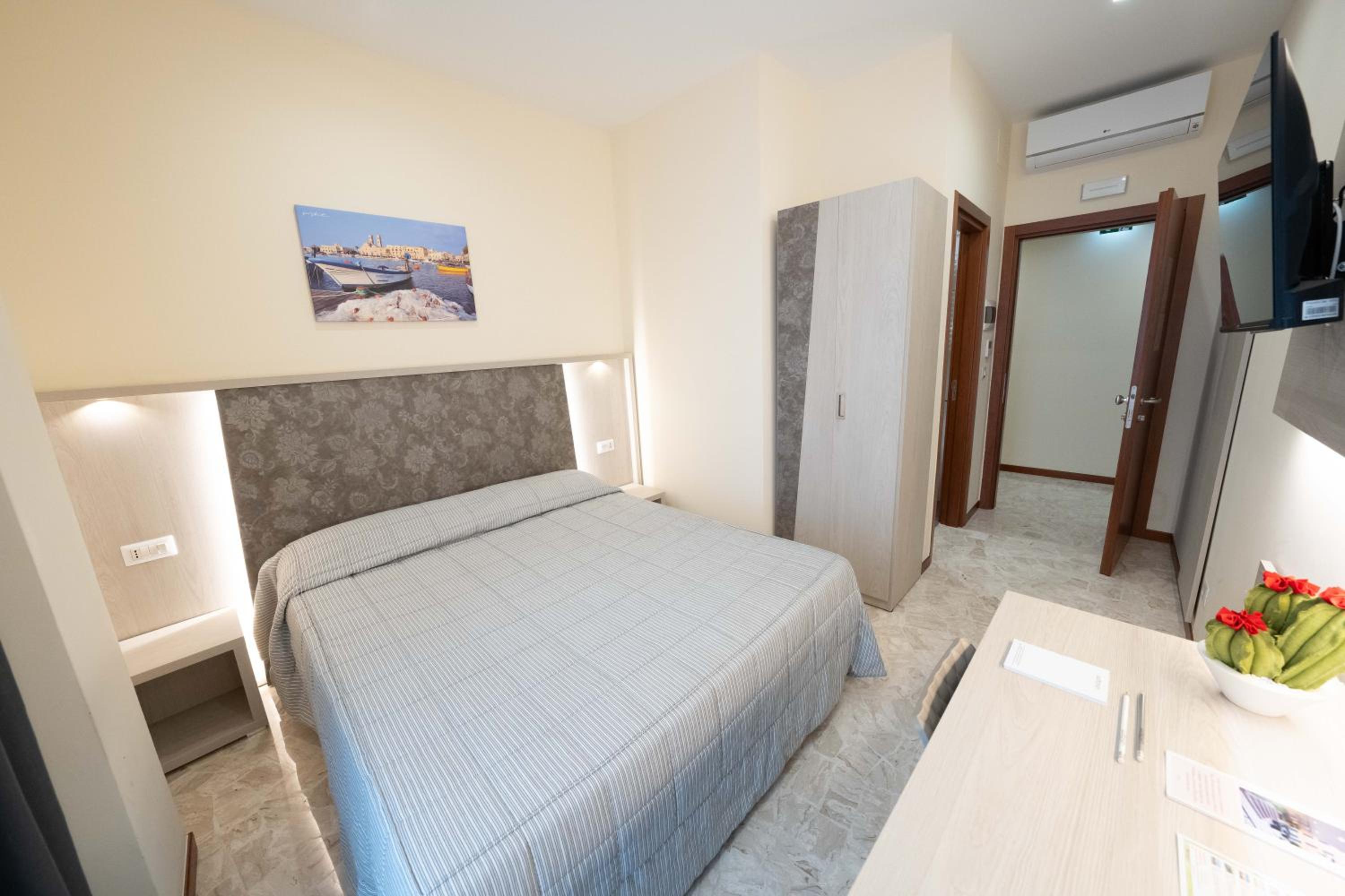 Superior Double Room - Photo 8