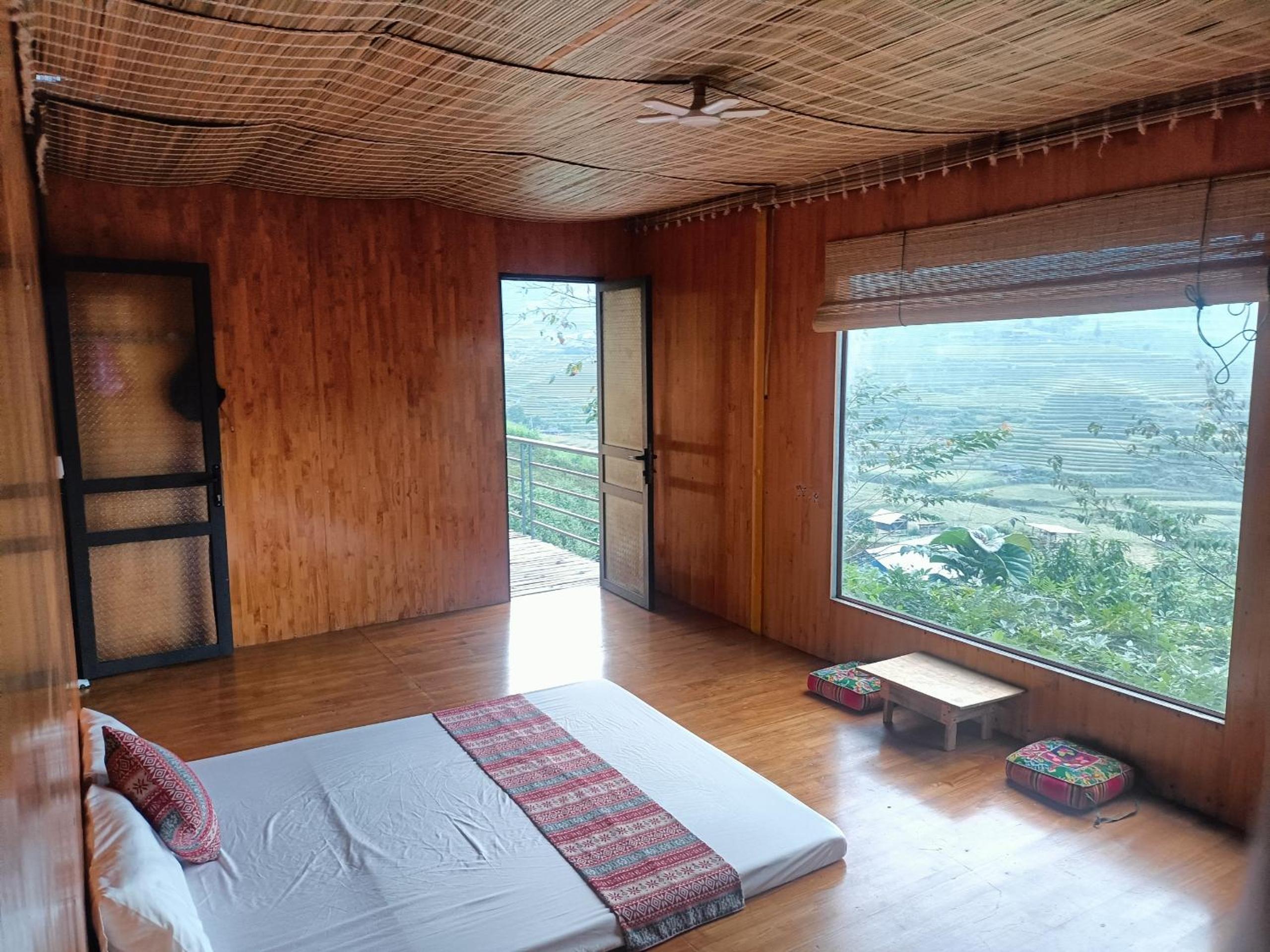 King Room with Mountain View photo 1