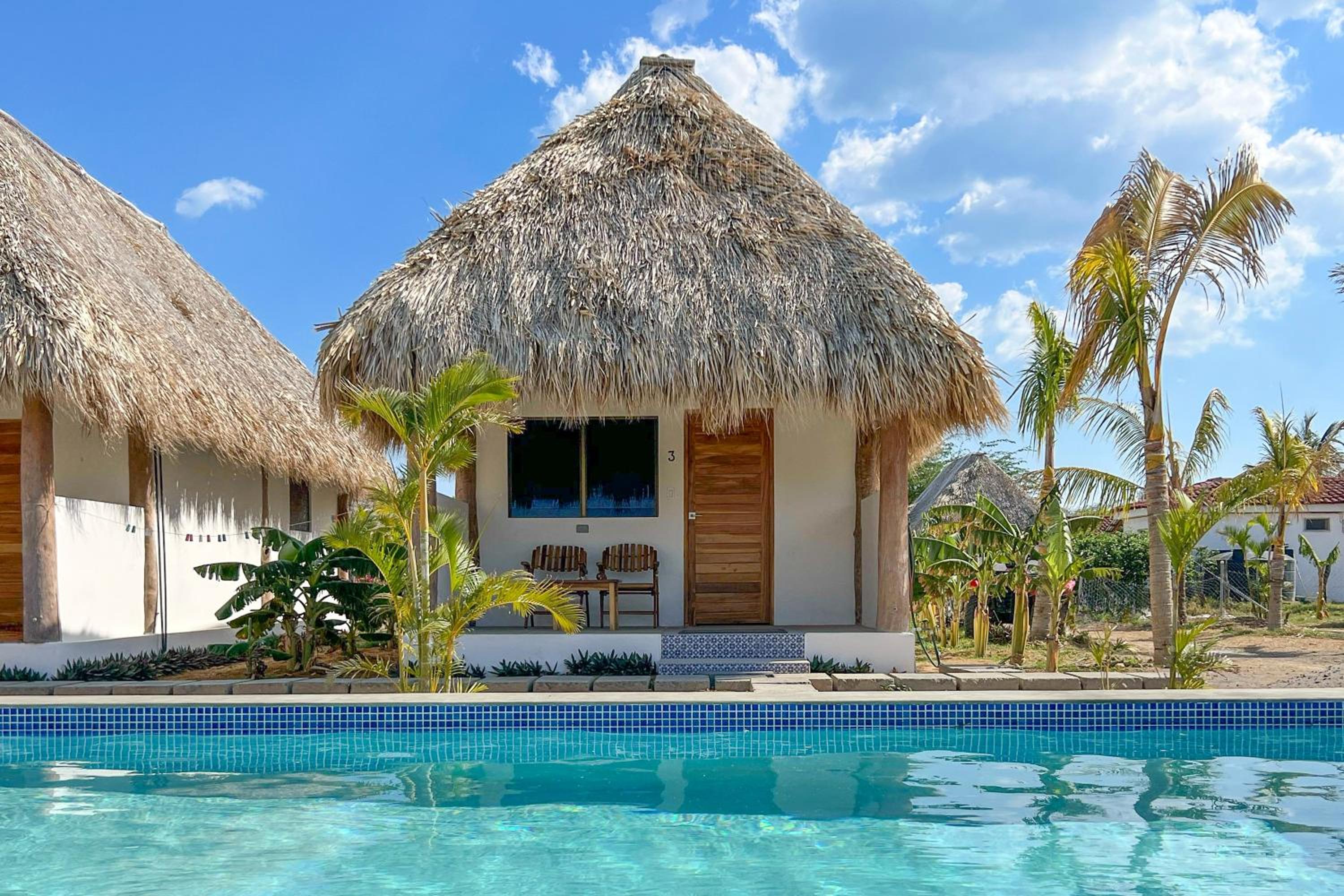 Queen Suite With Pool View photo 1