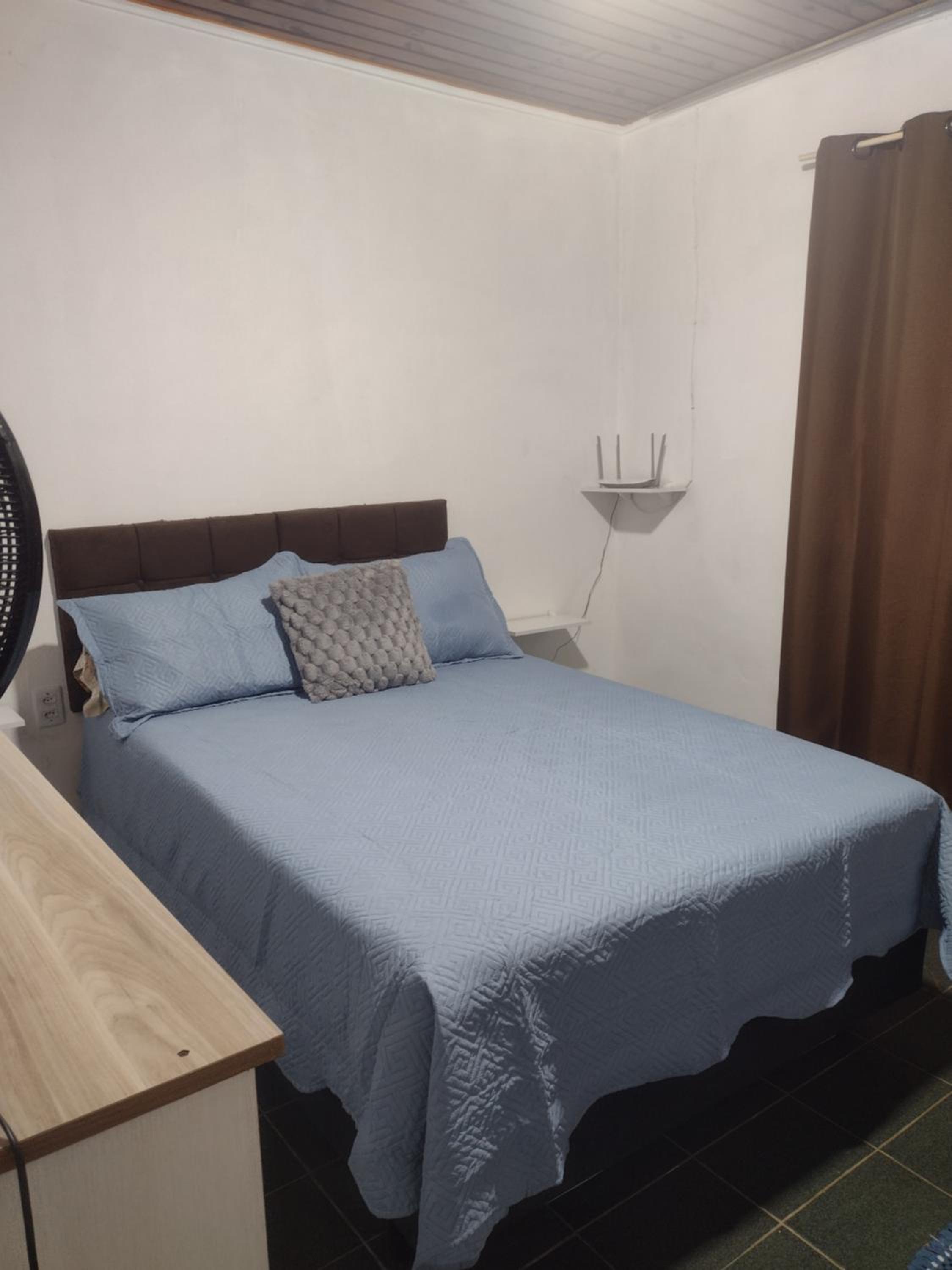 One-Bedroom House photo 1