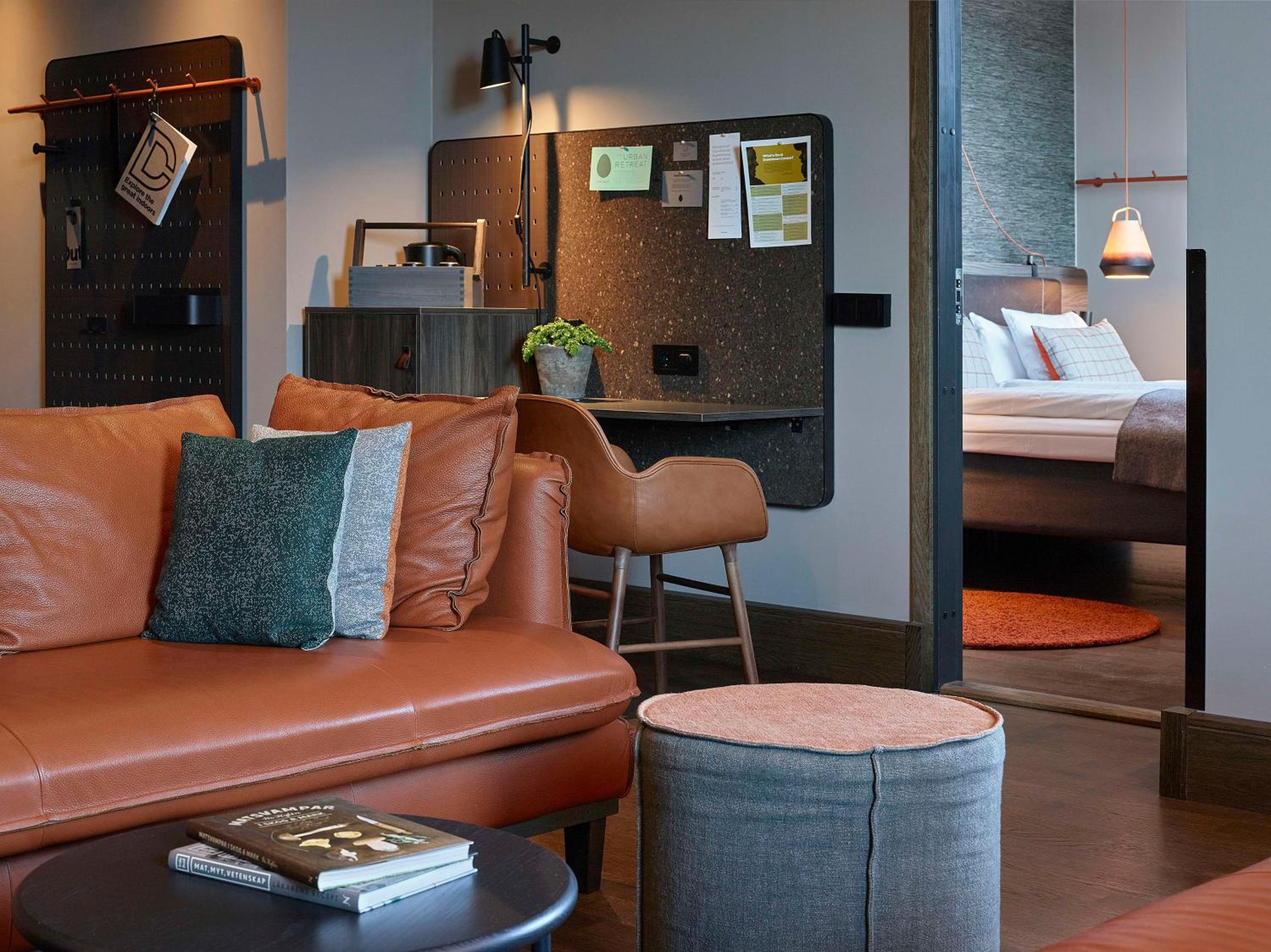 Junior Suite with City View