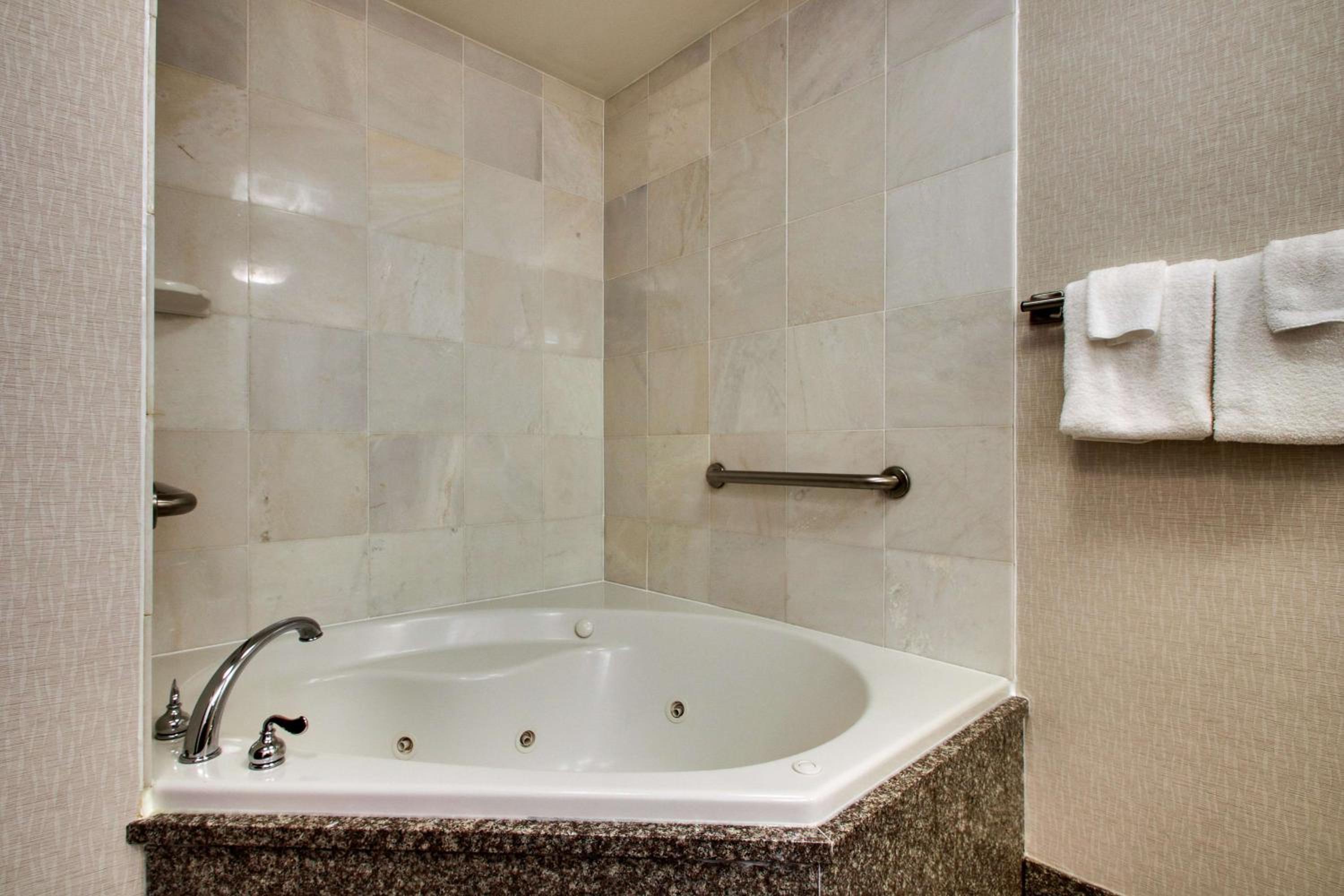 Superior King Room with Spa Bath