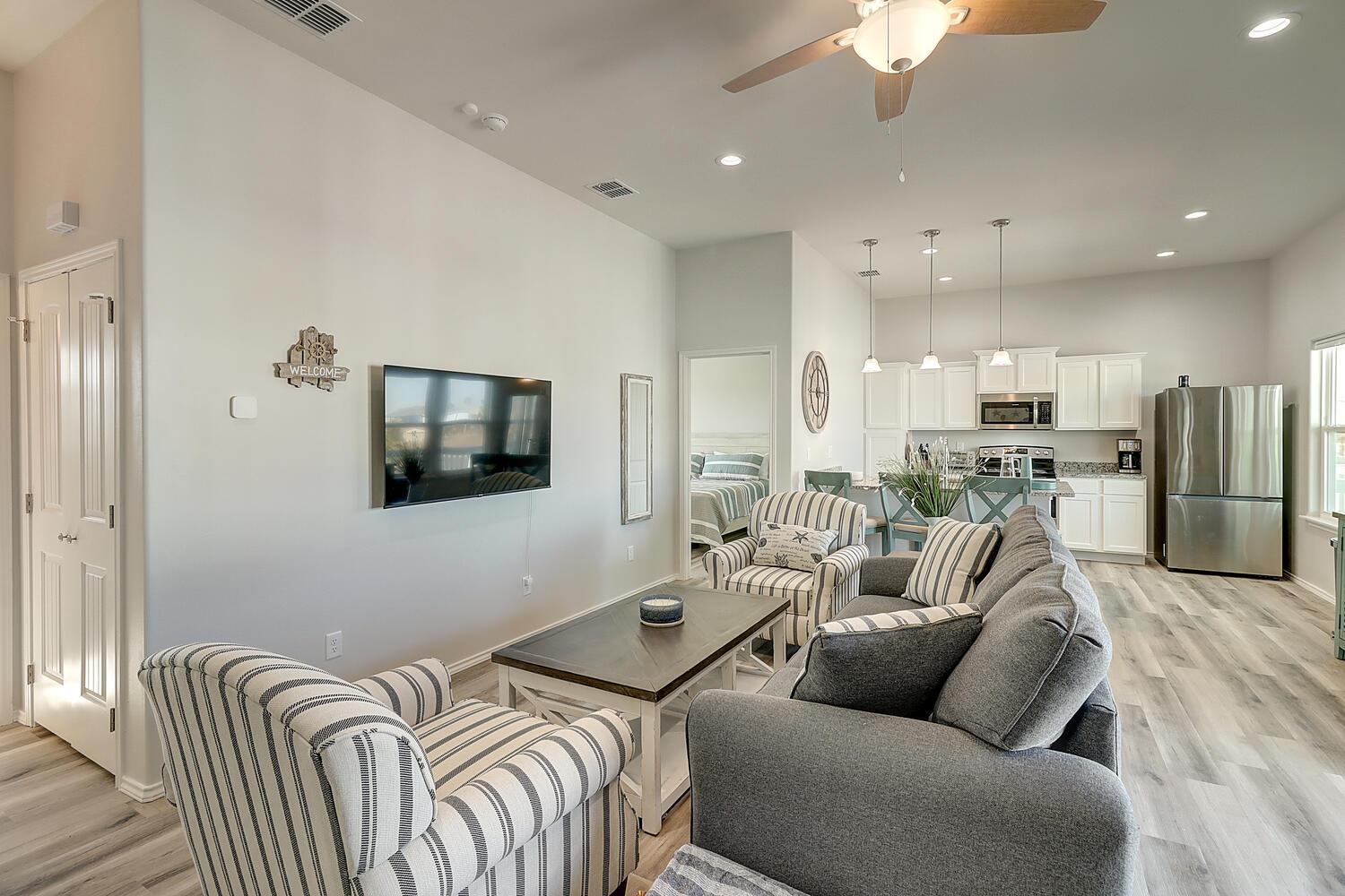 Three-Bedroom House photo 2