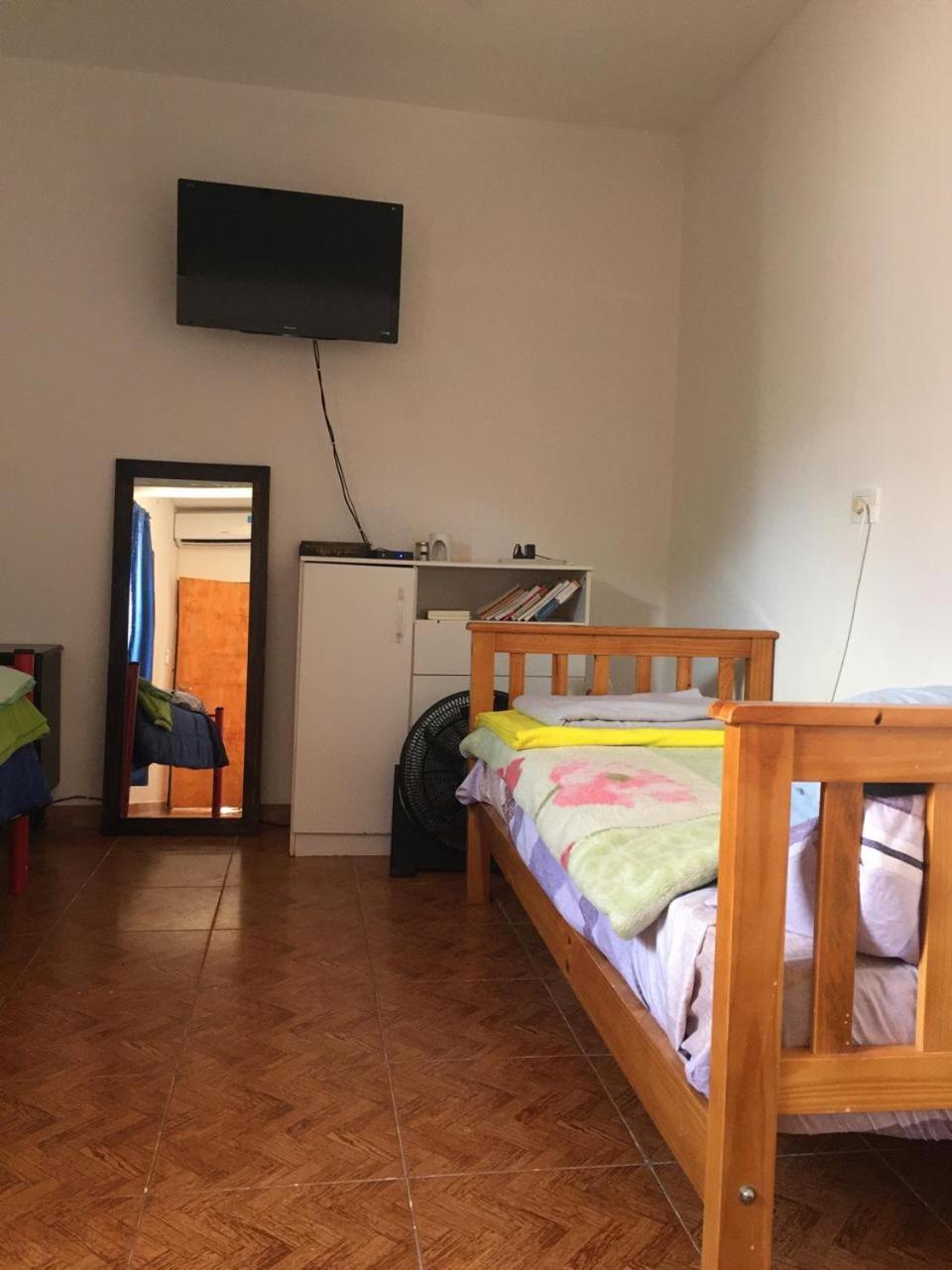 One-Bedroom Apartment photo 3