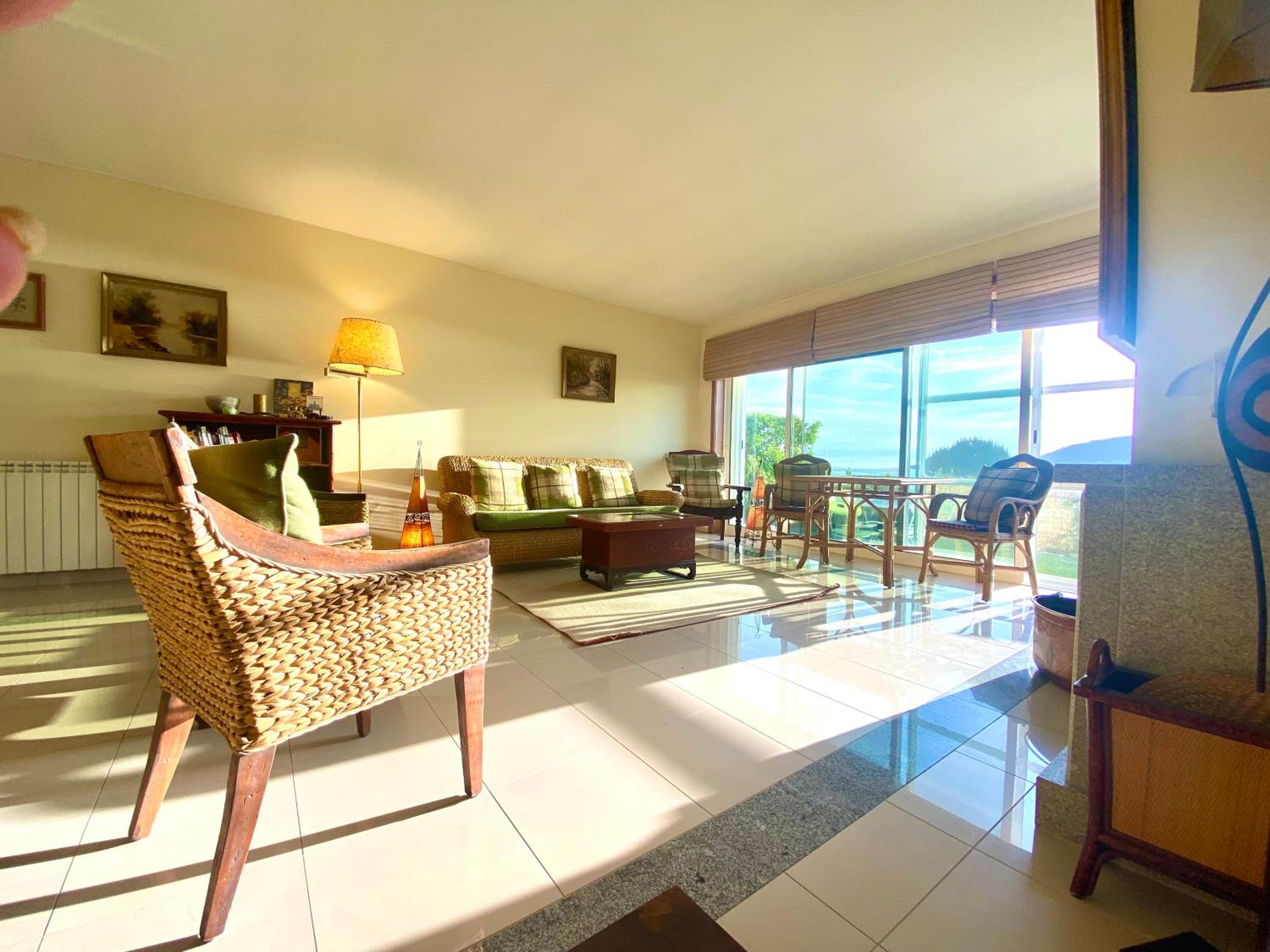 Three-Bedroom House photo 3