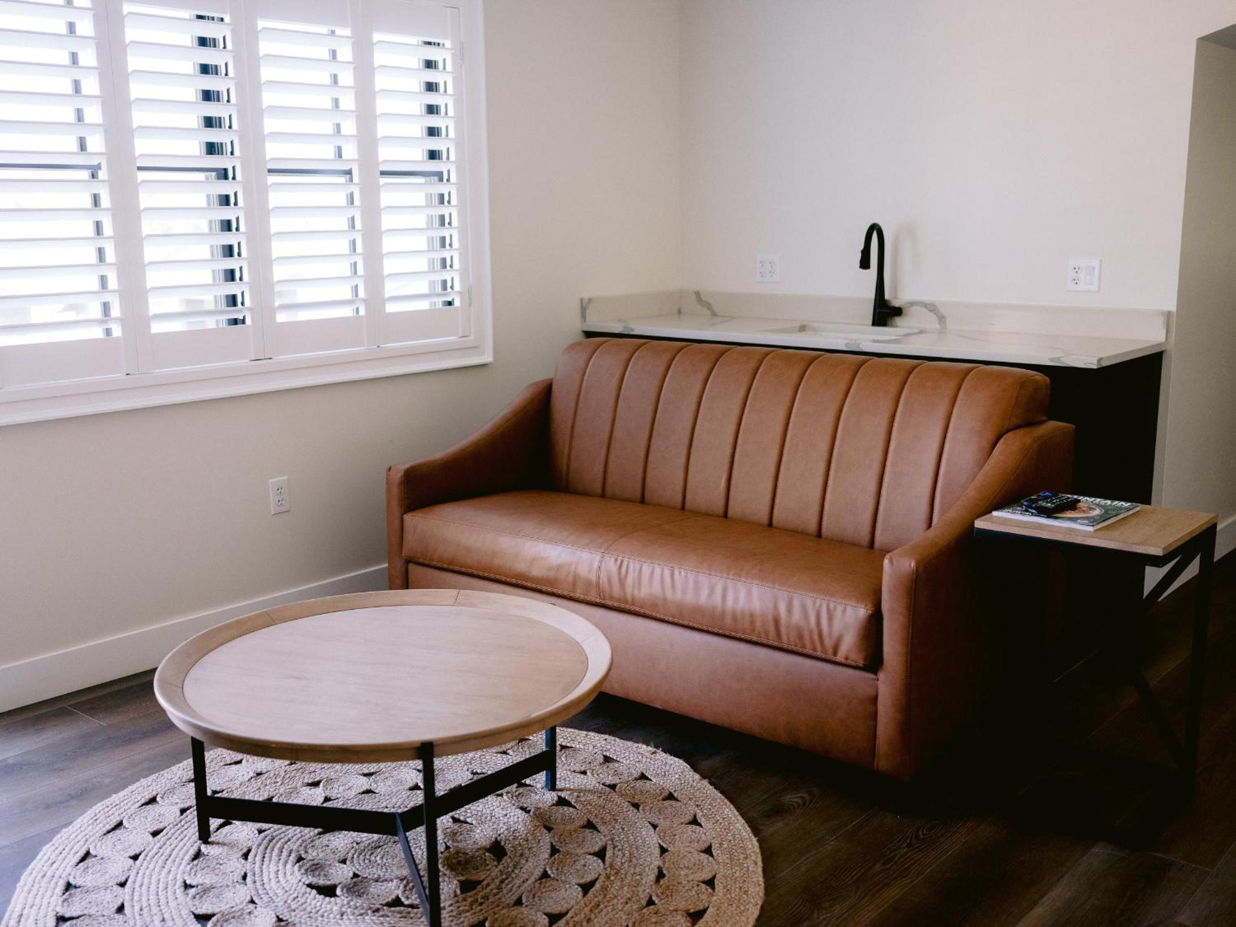 Queen Room photo 3